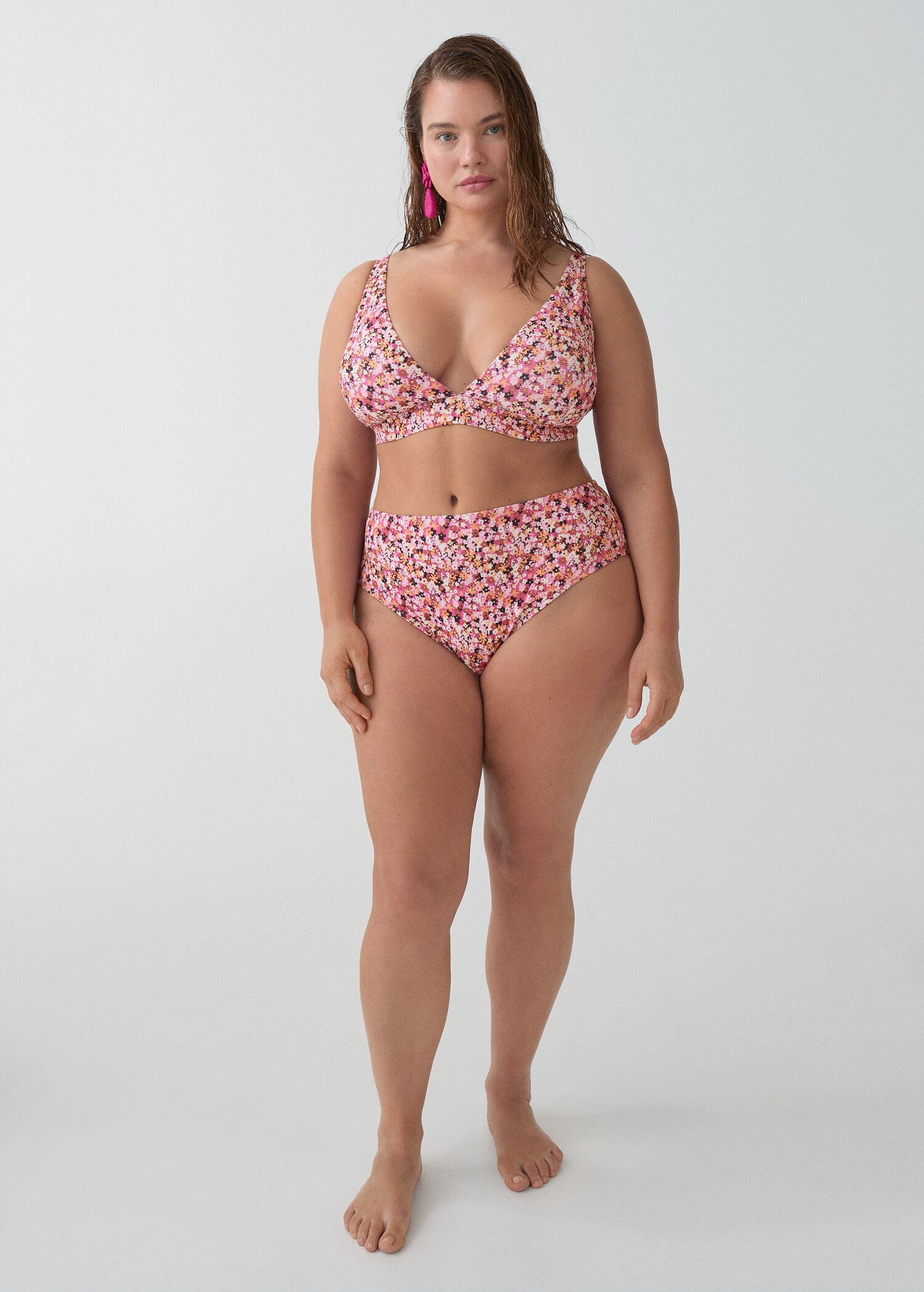 Floral triangle bikini - Details of the article 3