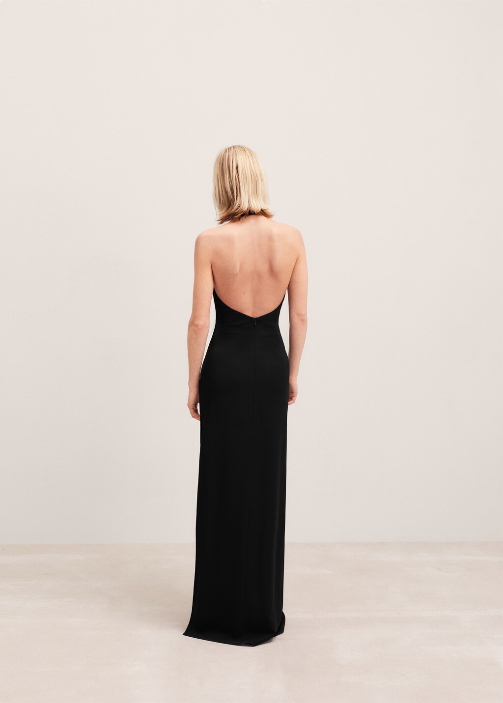 Halter neck dress with open back Women MANGO USA