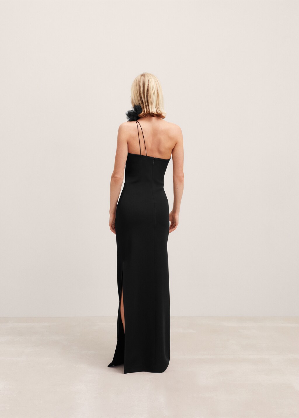 Robe asymetrique detail fleurs Femme MANGO France metropolitaine