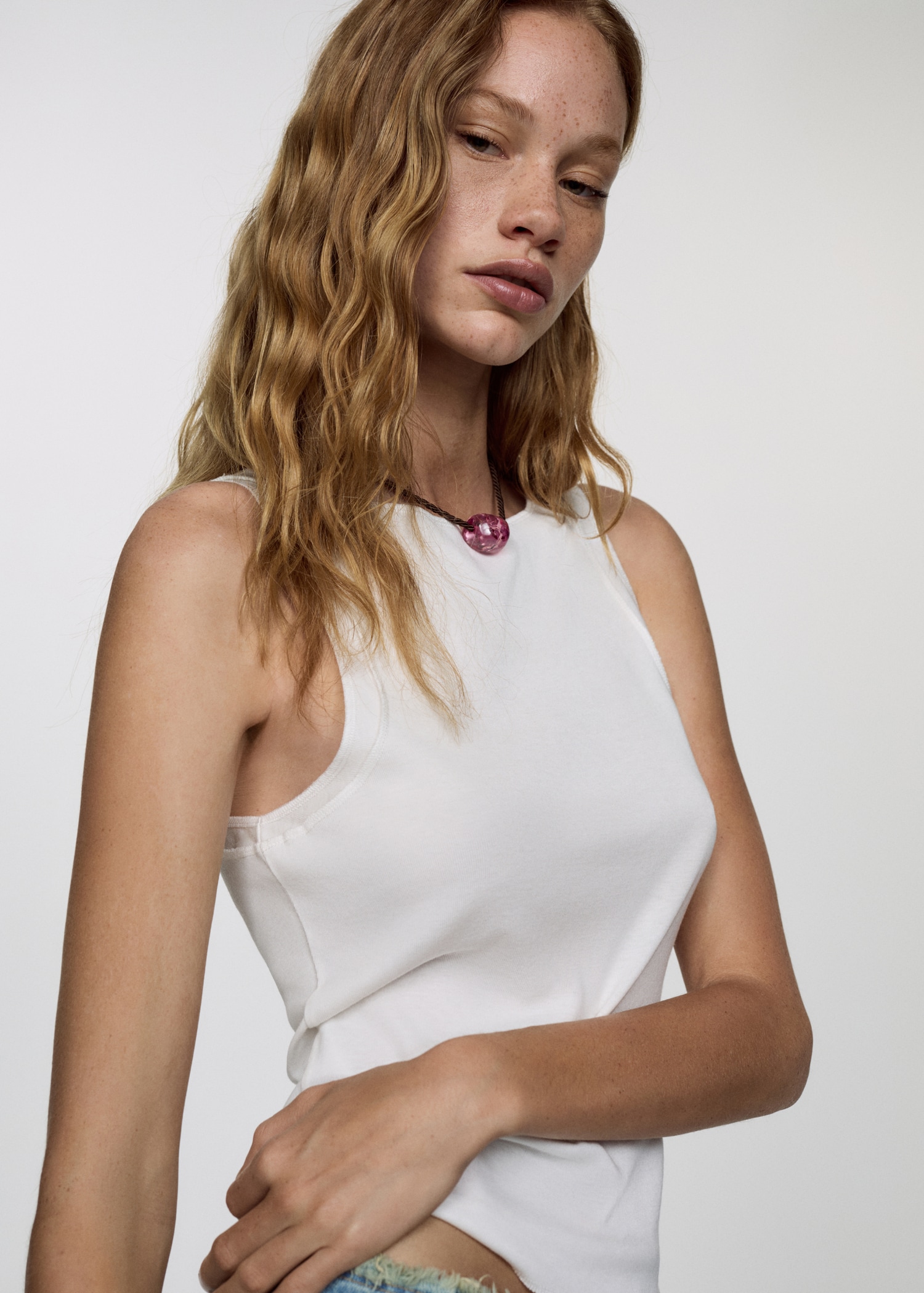 Modal sleeveless top - Details of the article 2