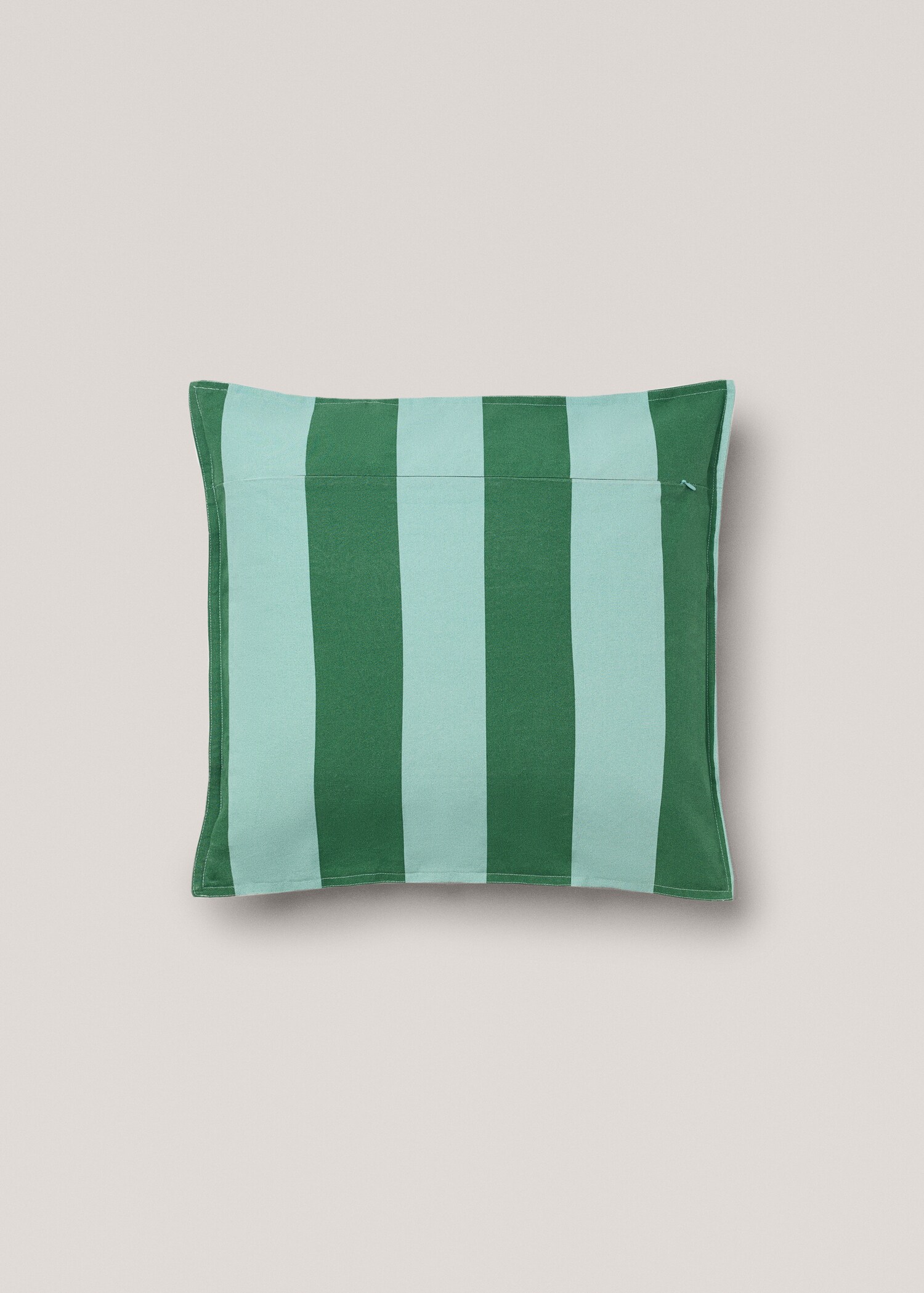 Striped water-repellent cushion cover 50x50cm - Details of the article 4