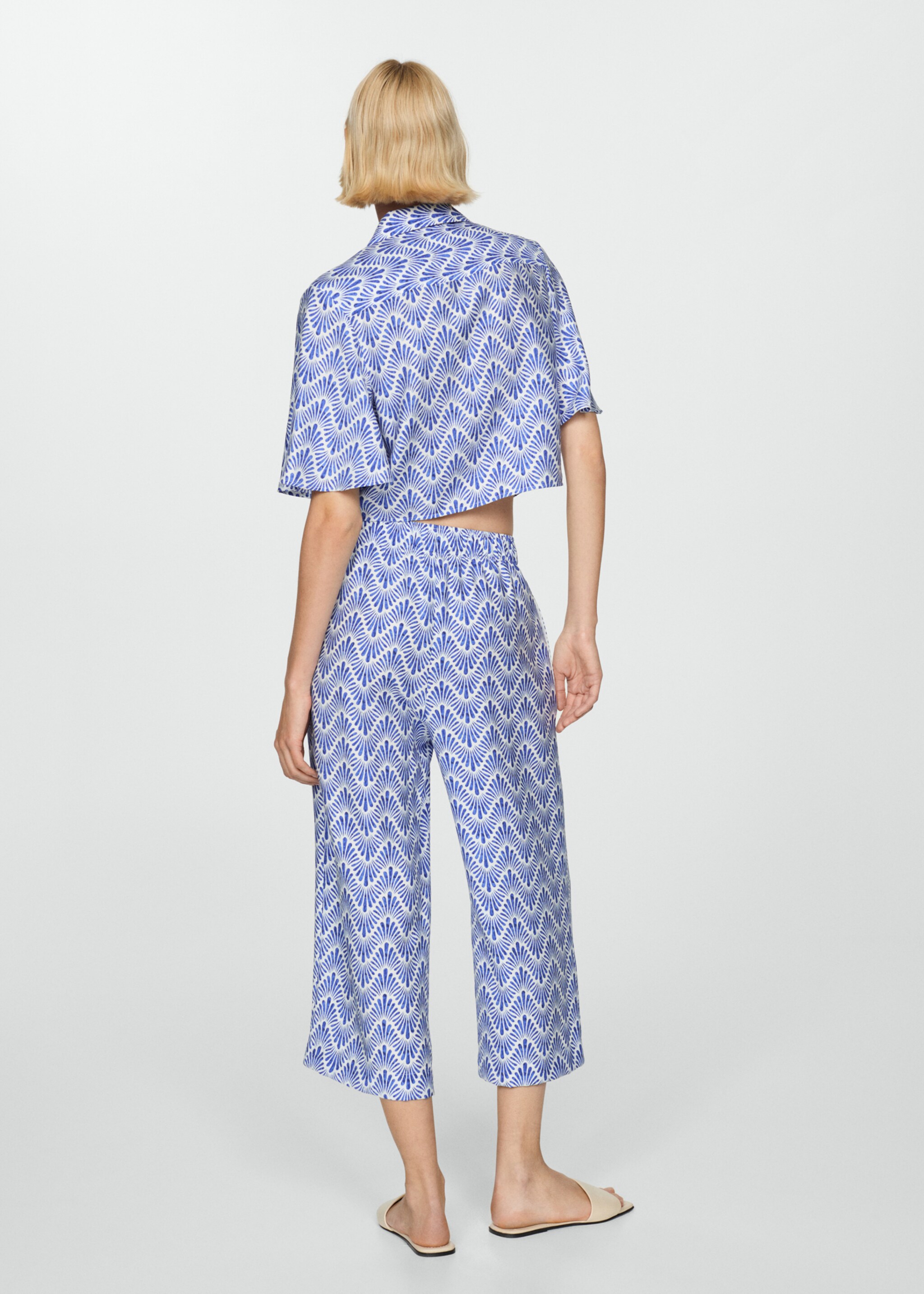 Knot printed shirt - Reverse of the article, Blue. Ref: 67008645-00.