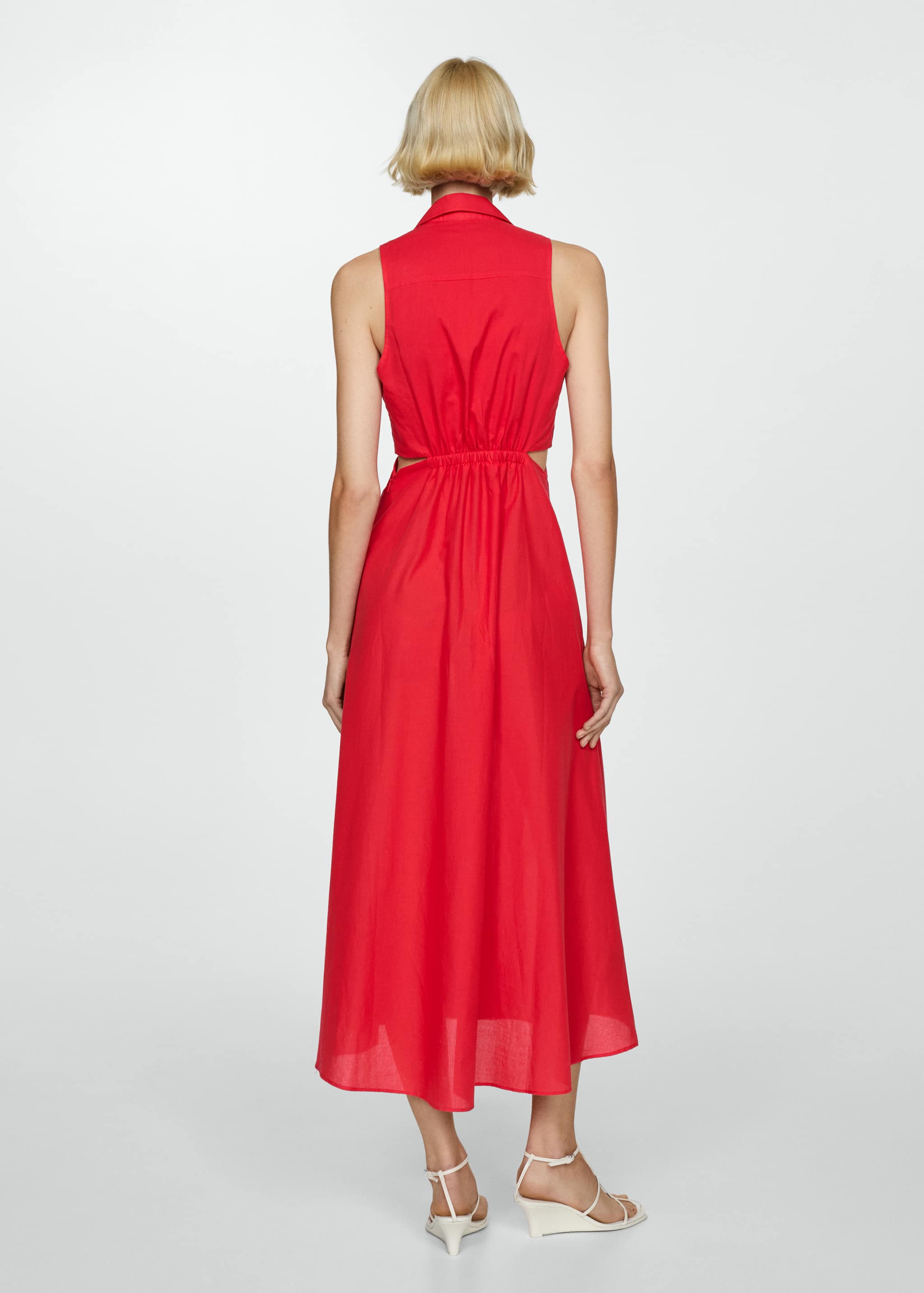 Side slit long dress - Reverse of the article