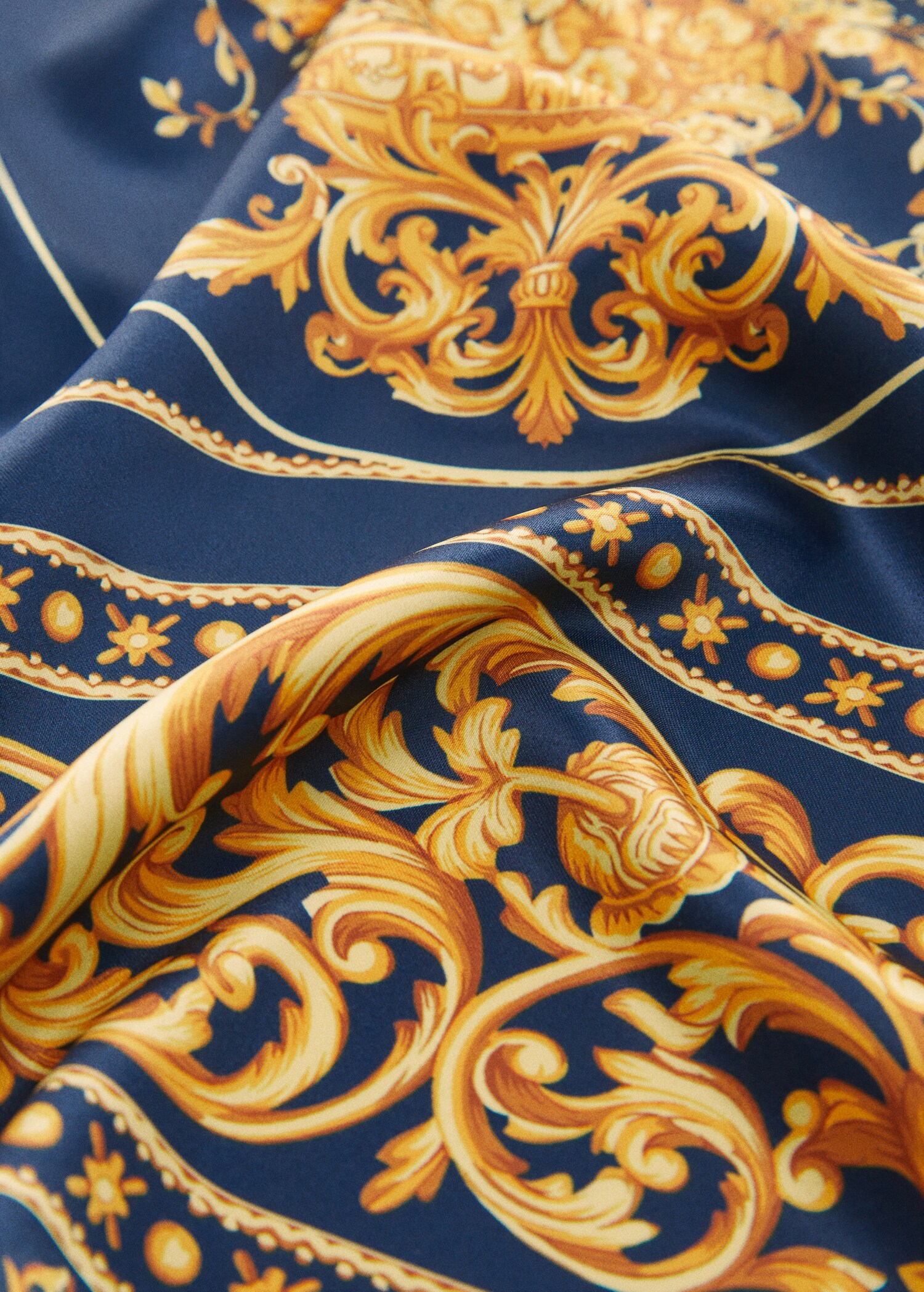 Foulard stampa barocca - Piano medio