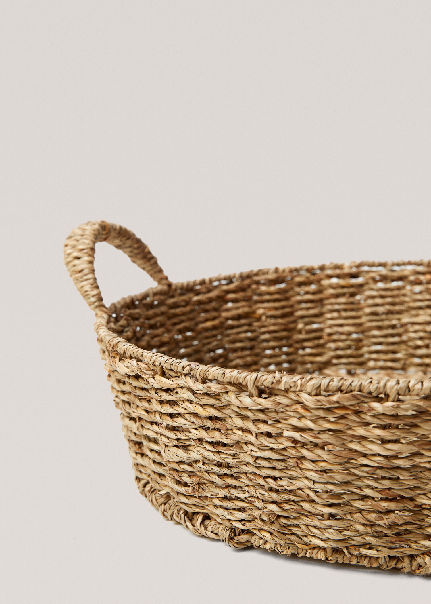 Large round basket with handle - Details of the article 1