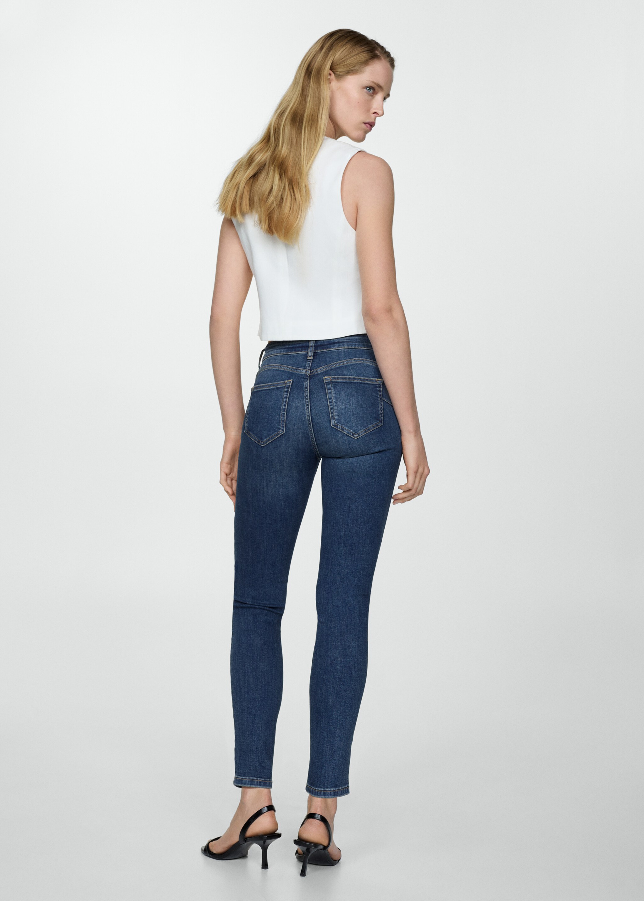 Jeans skinny push-up - Verso do artigo