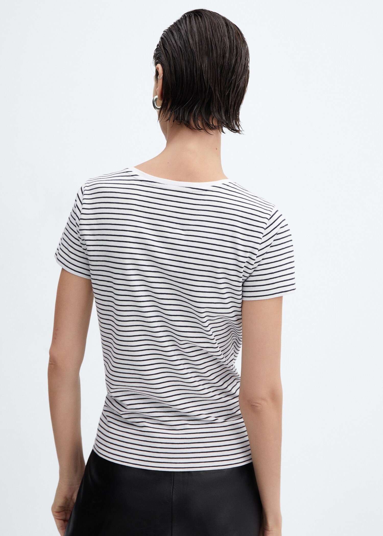 Striped logo T-shirt - Reverse of the article