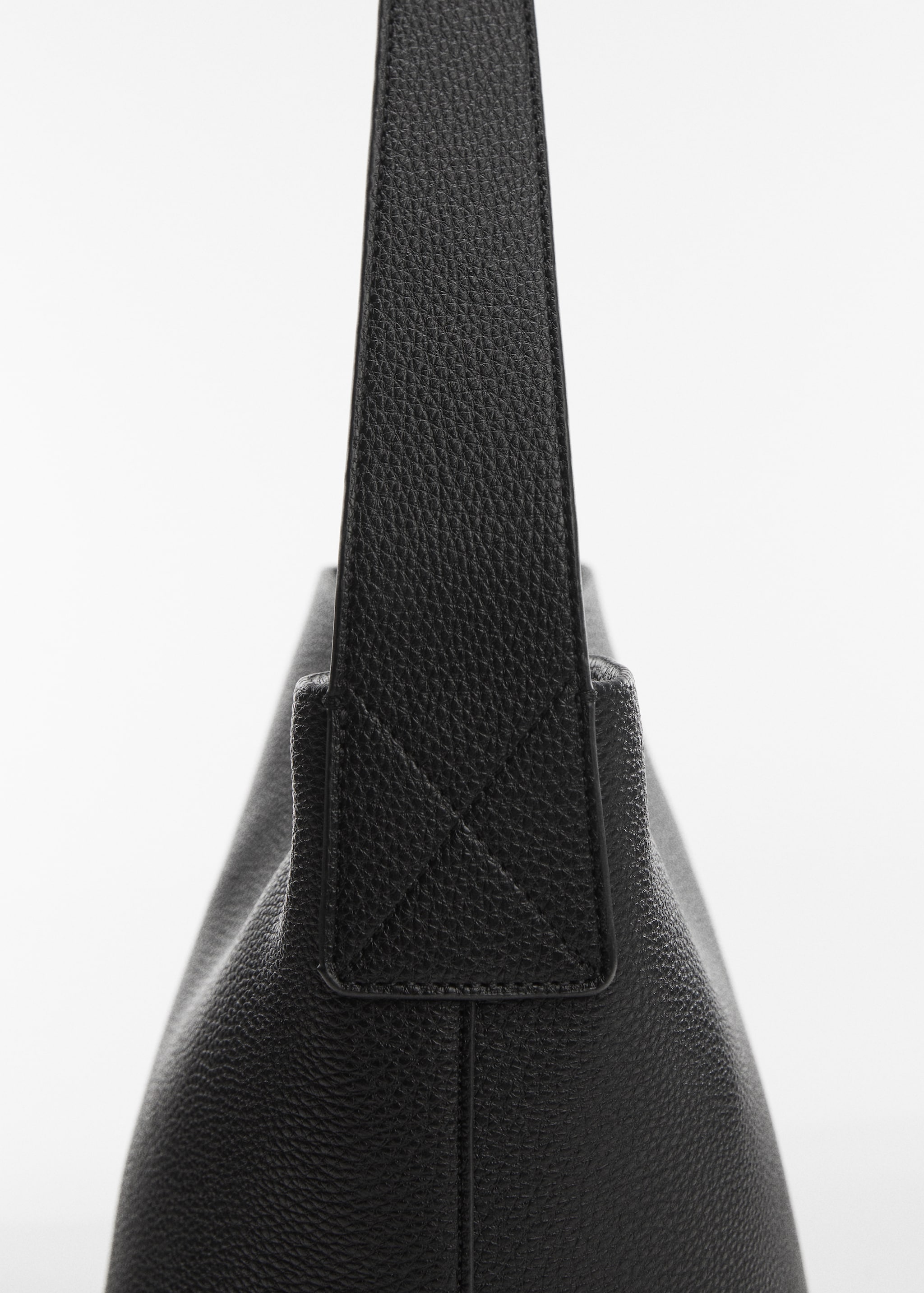 Leather effect bucket bag - Details of the article 2