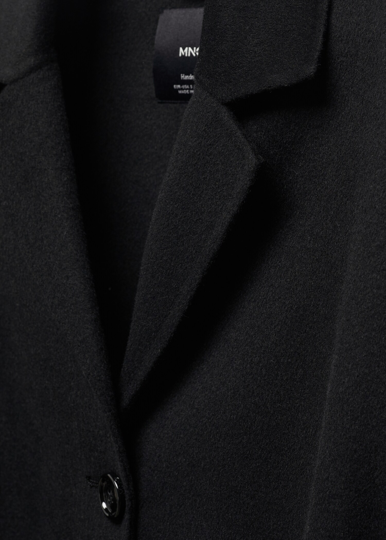Wool coat with handmade belt - Details of the article 8