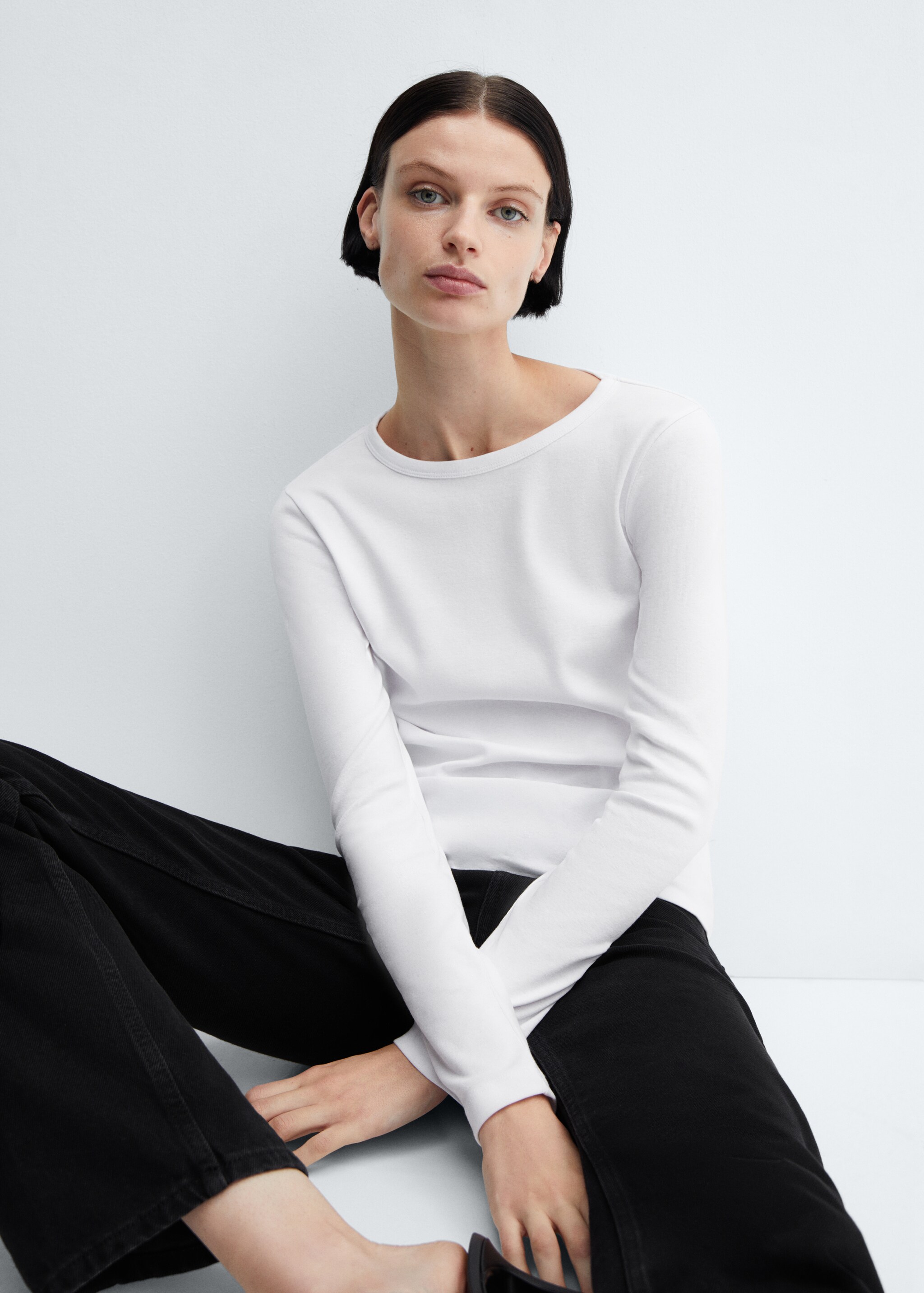 Long sleeve cotton t-shirt - Details of the article 2