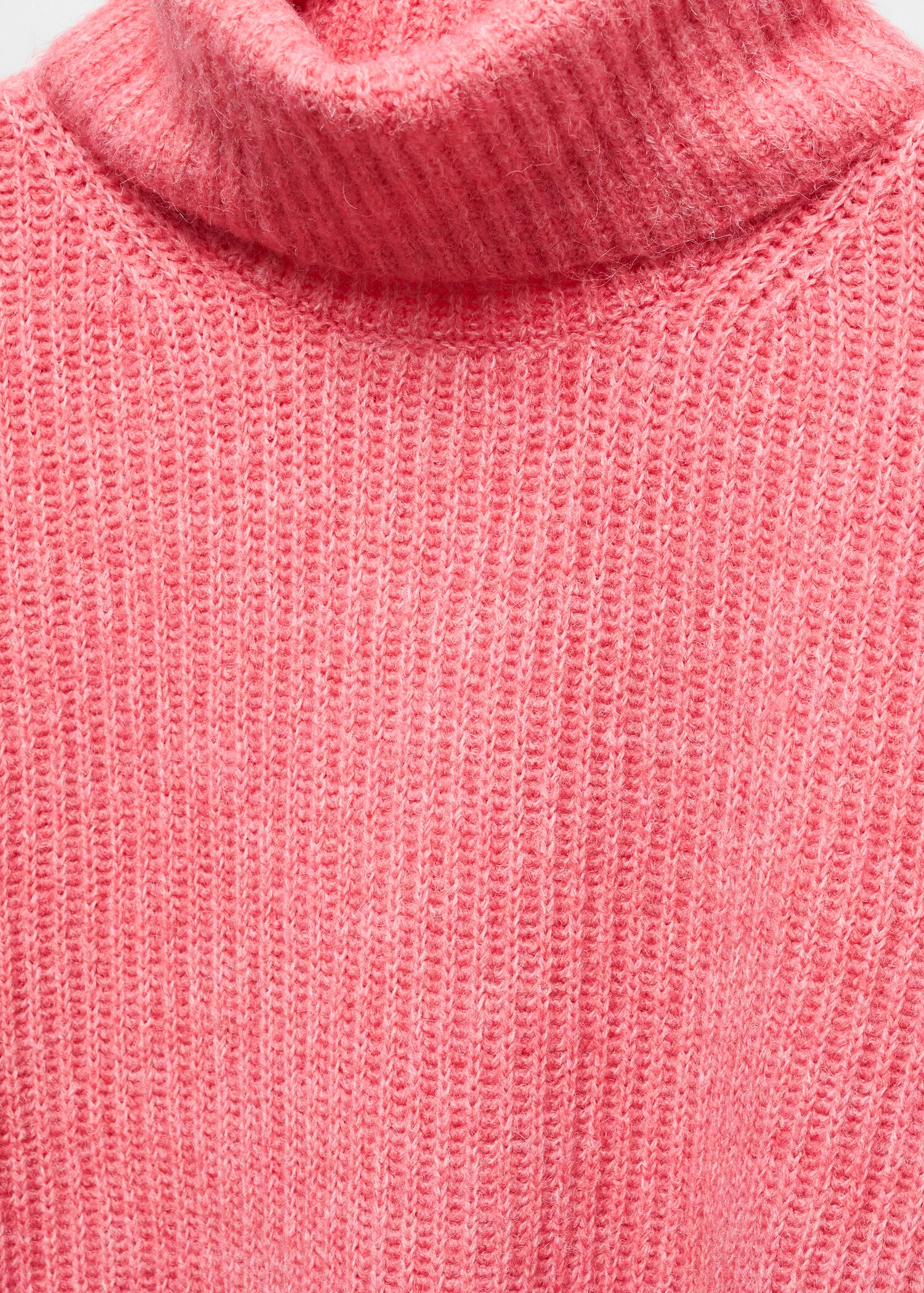 Geribde coltrui - Detail van het artikel 8