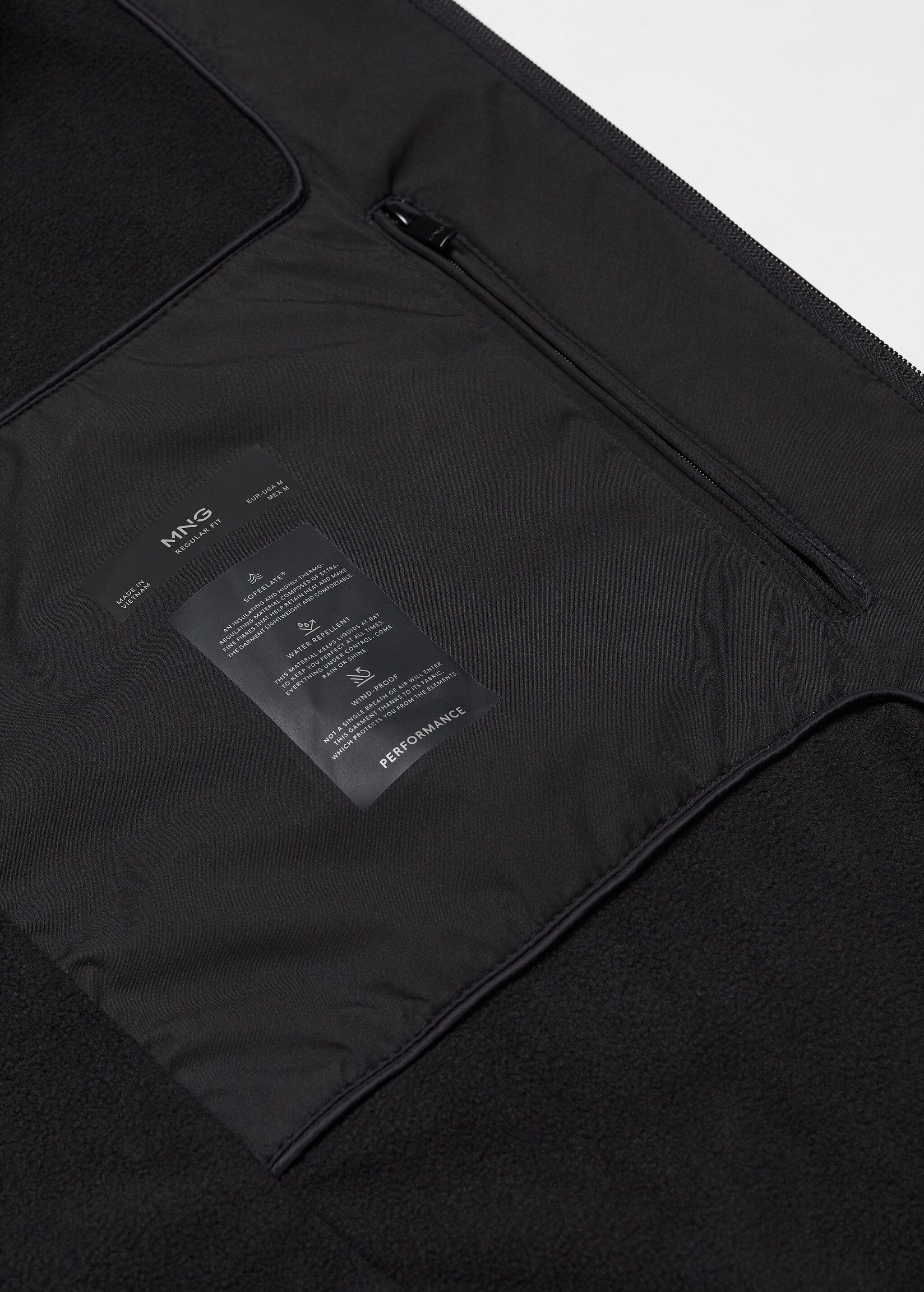 Water-repellent hooded quilted jacket - Details of the article 8