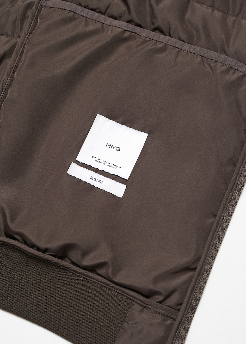 Ultra-lightweight water-repellent quilted anorak