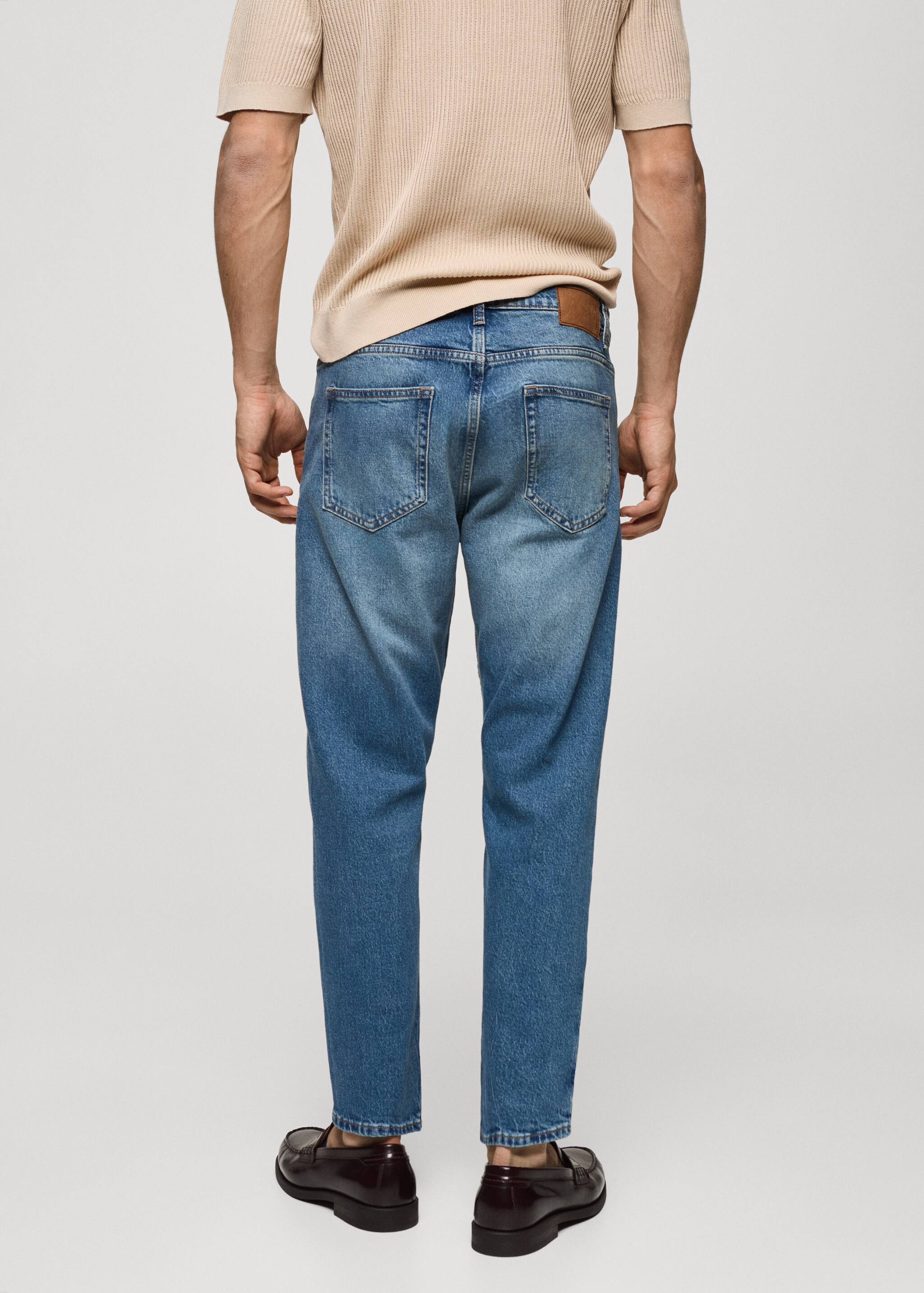 Ben tapered fit jeans - Reverse of the article