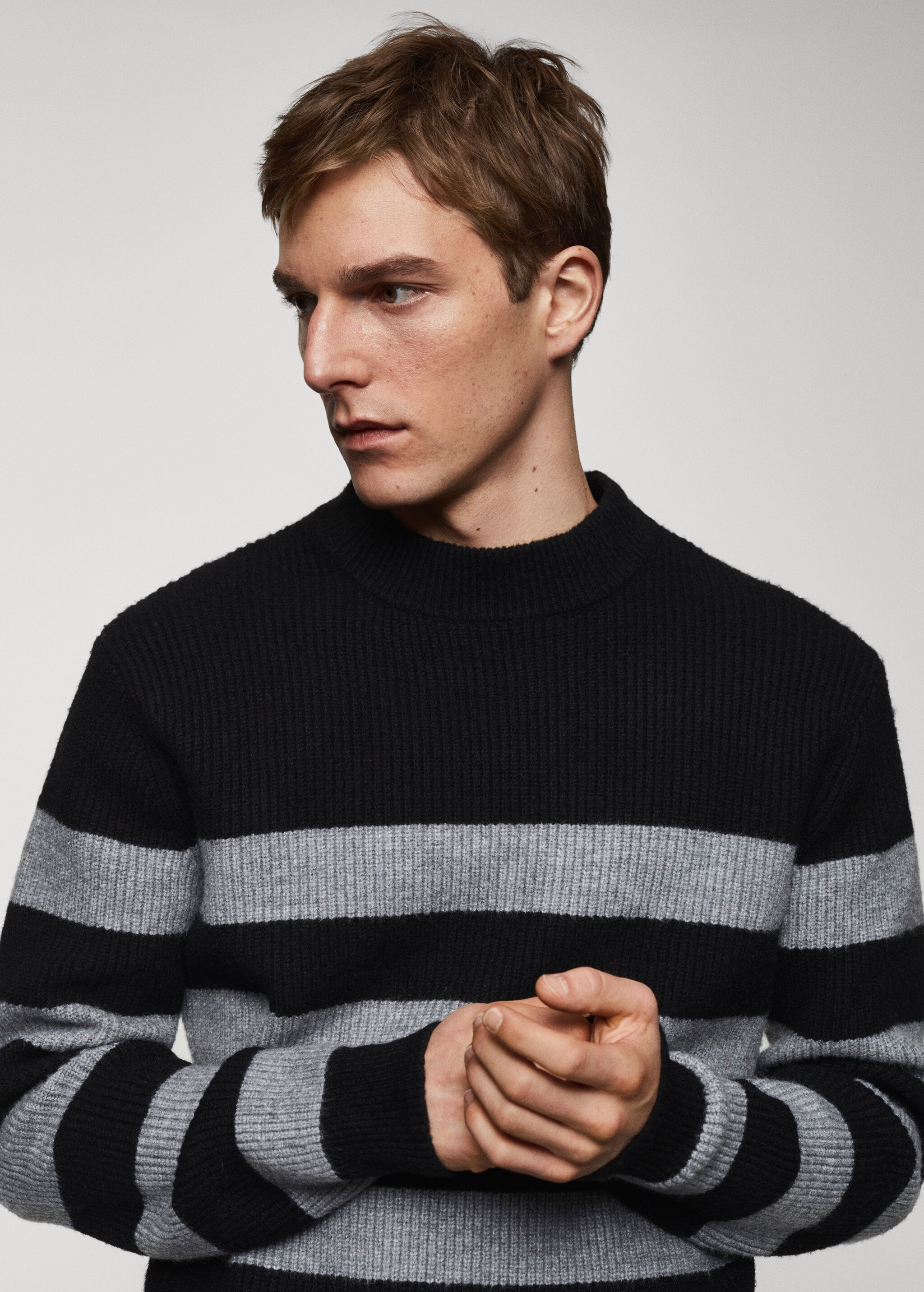 Striped perkins collar sweater - Details of the article 1