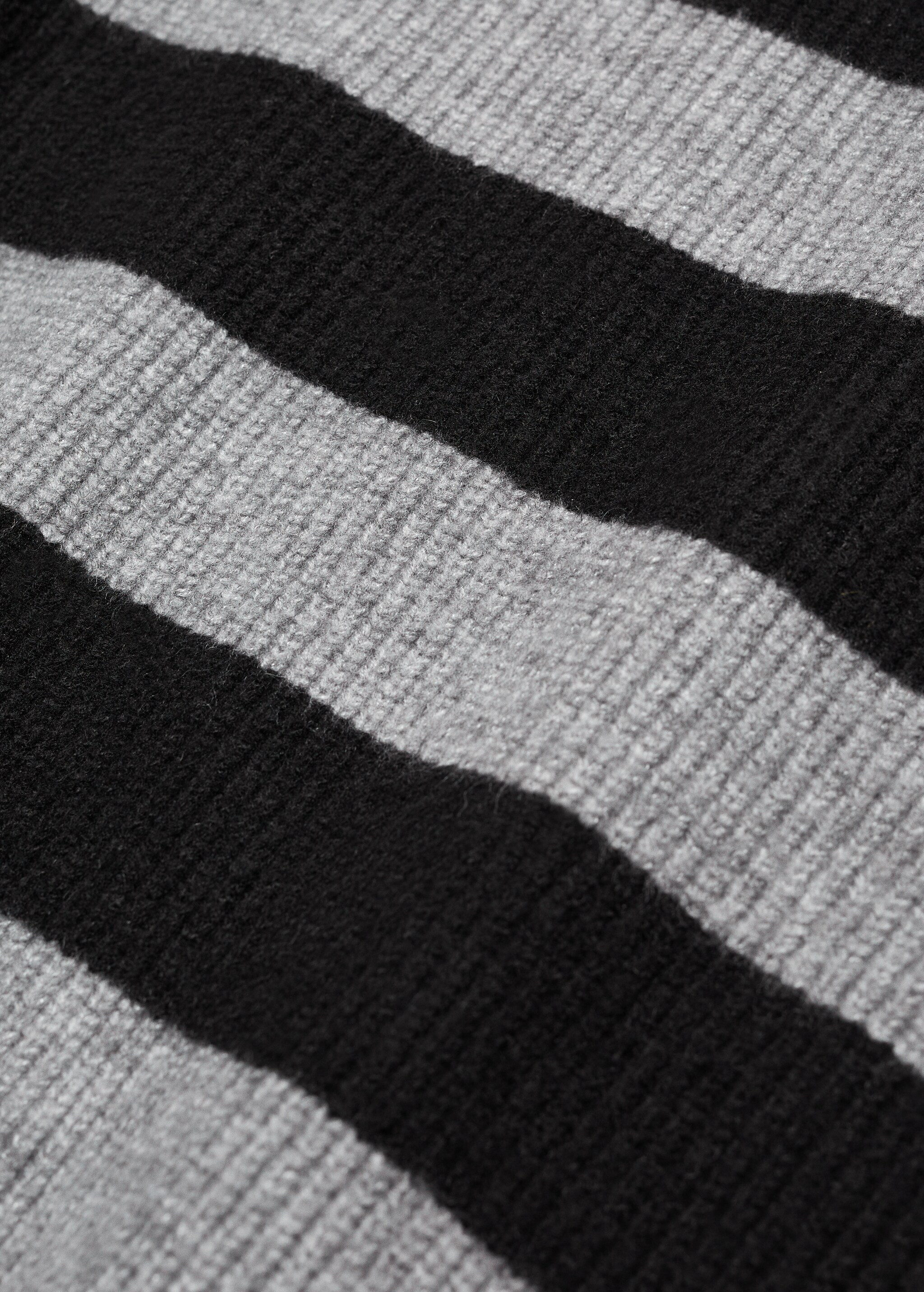 Striped perkins collar sweater - Details of the article 8
