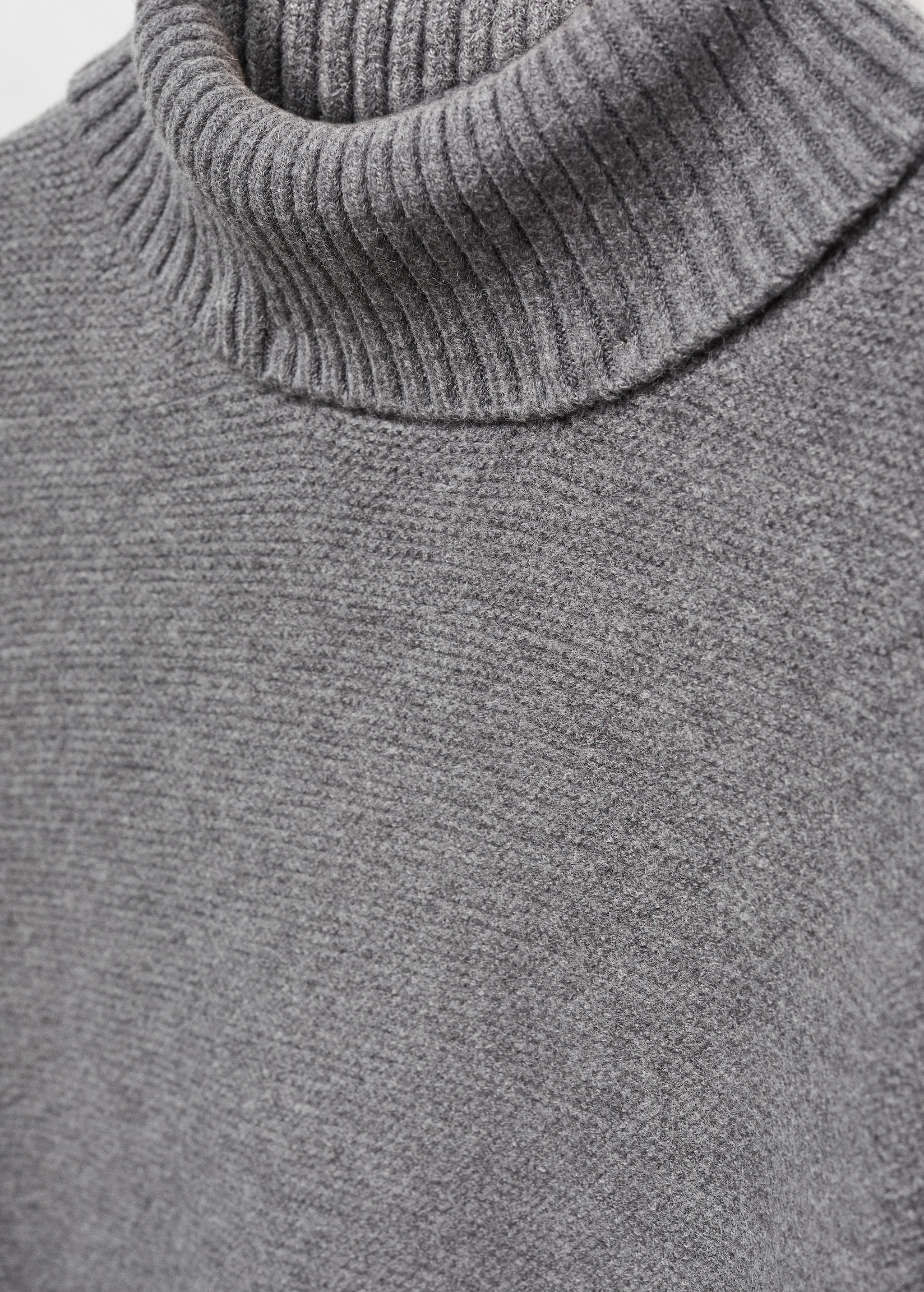 Вязаный свитер с высоким воротником - Деталь изделия 8