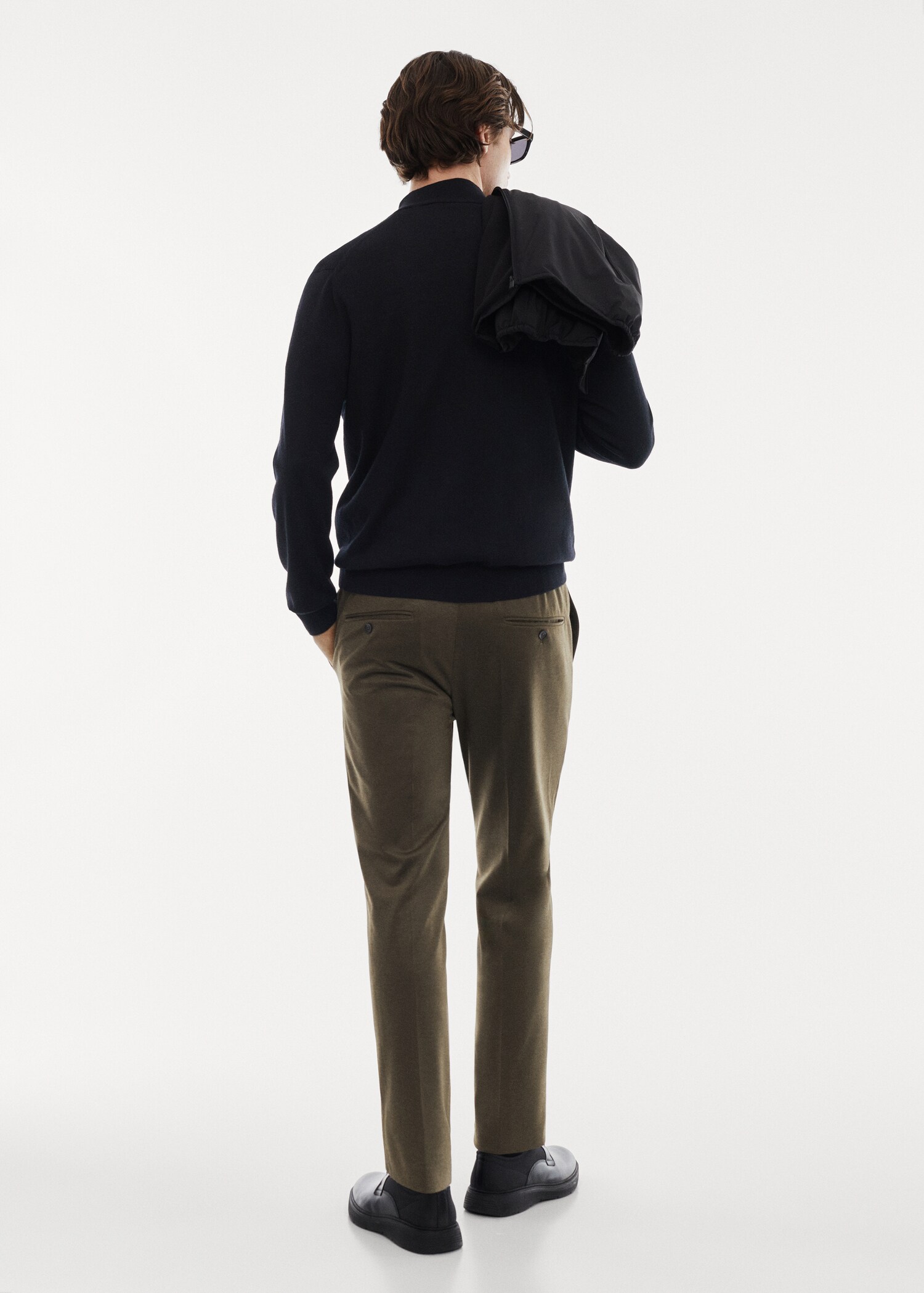 100% merino wool sweater with zipper collar - Reverse of the article