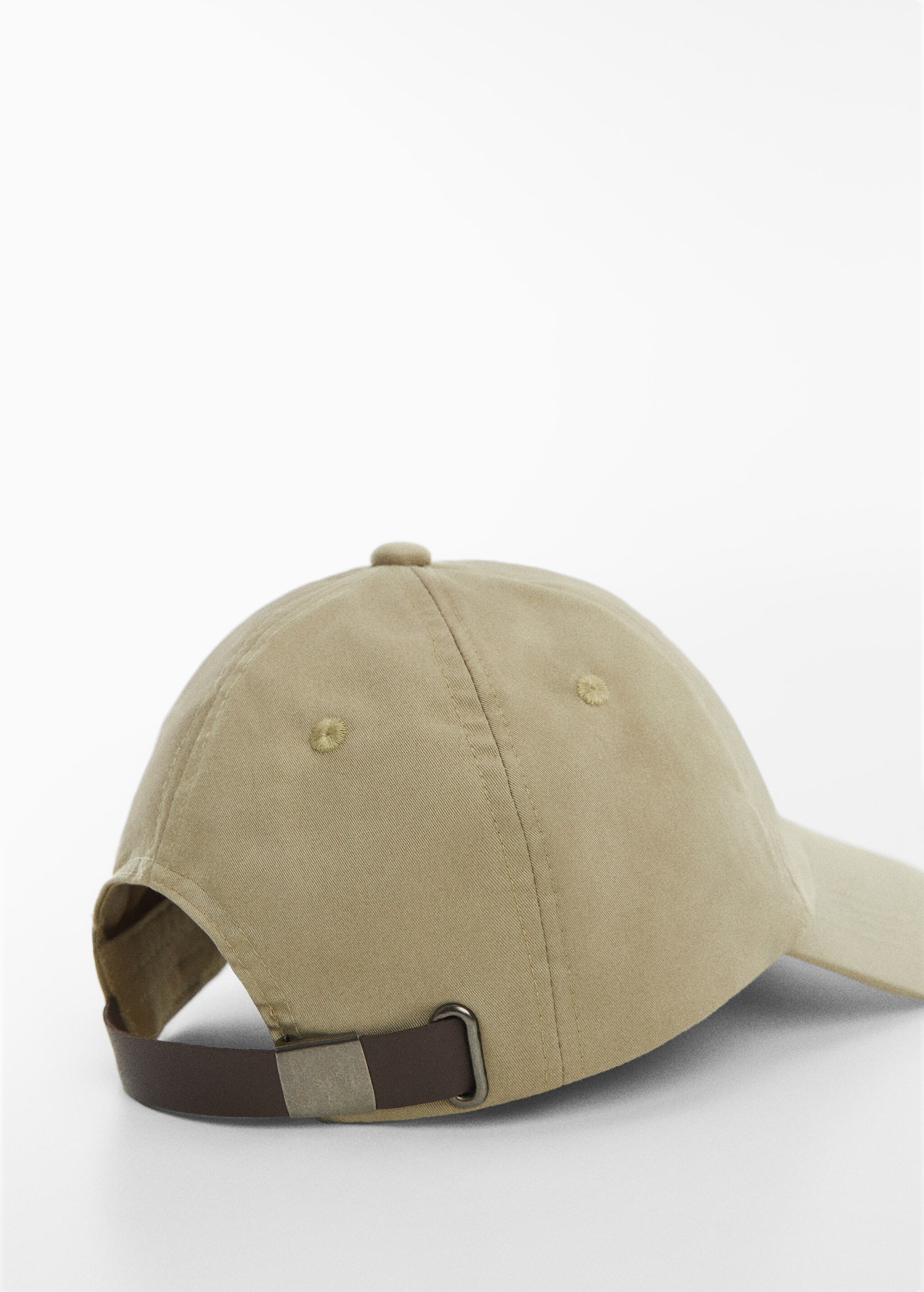 Cotton visor cap - Details of the article 1