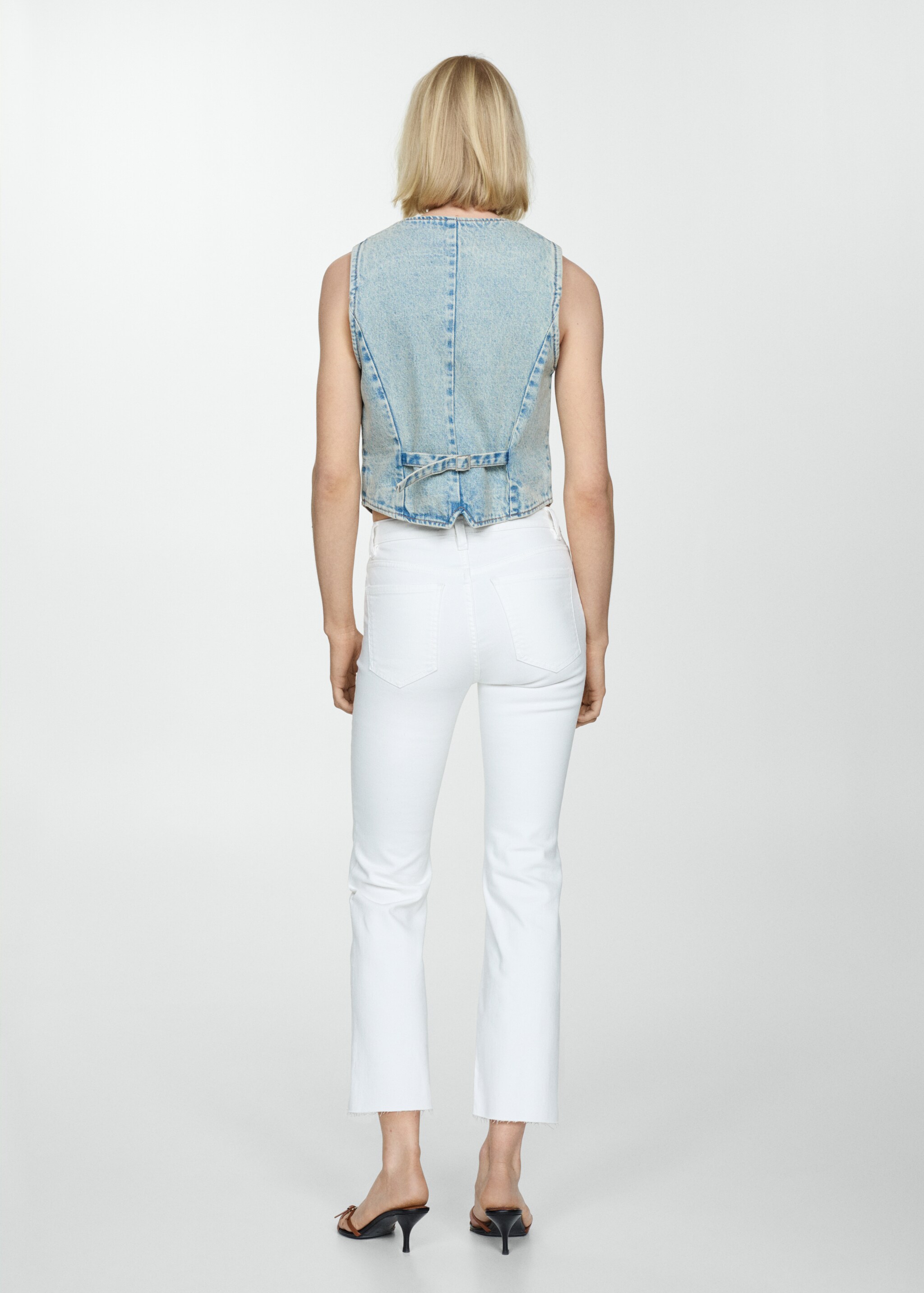 Укороченные джинсы flare - Обратная сторона изделия
