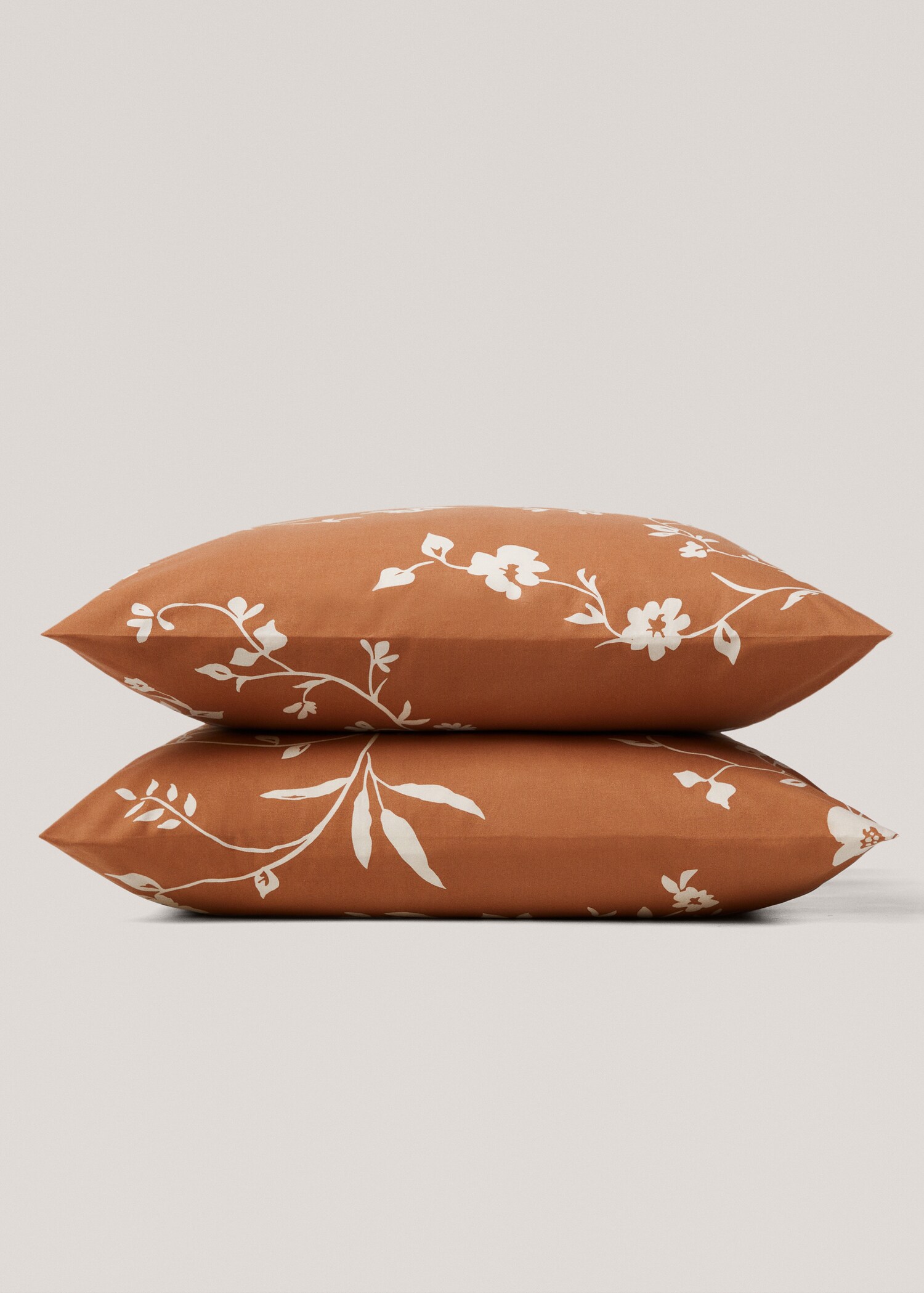 Large floral pillowcase 60x60cm - Details of the article 3