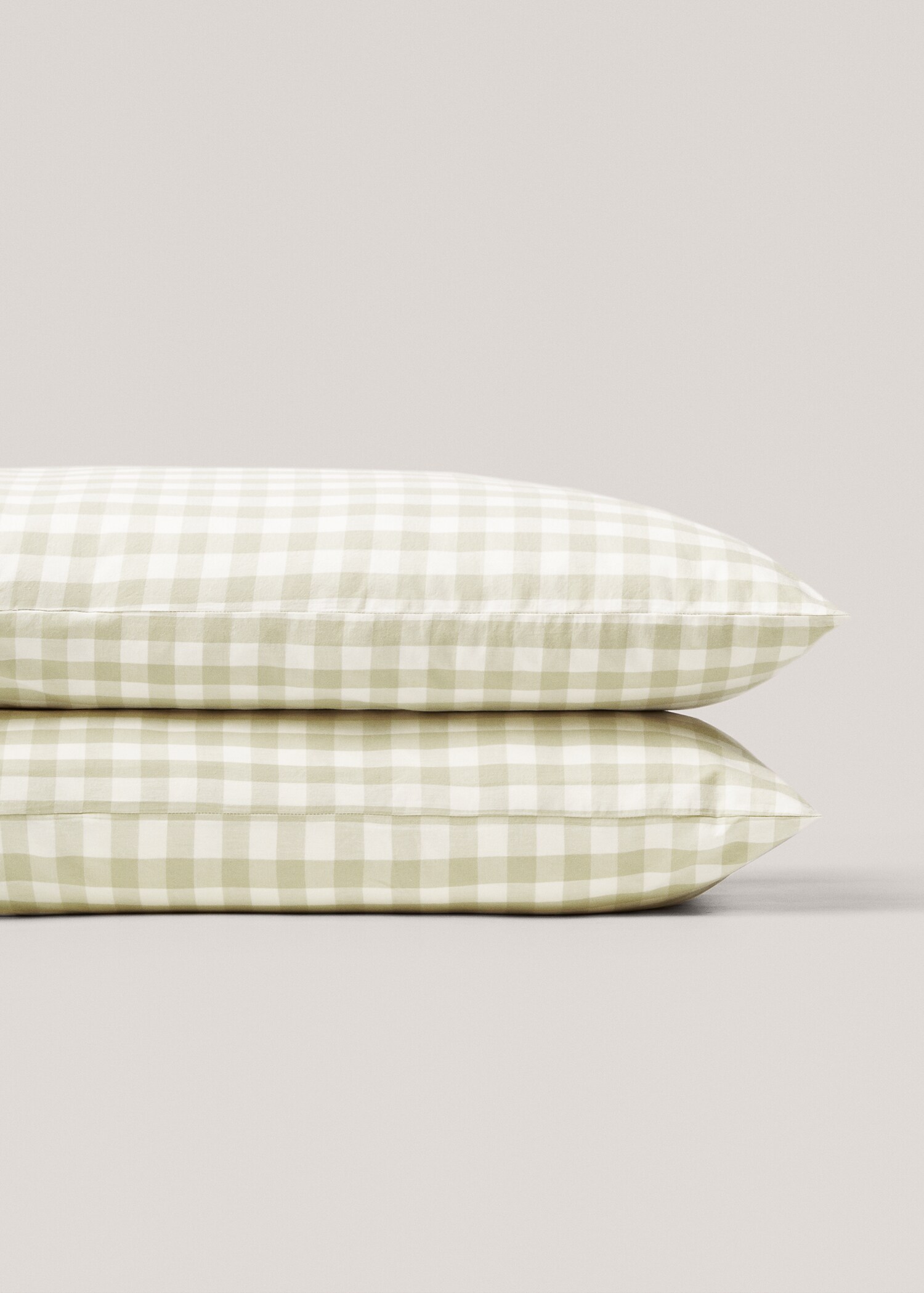 Checkered cotton pillowcase 50x75cm - Details of the article 3