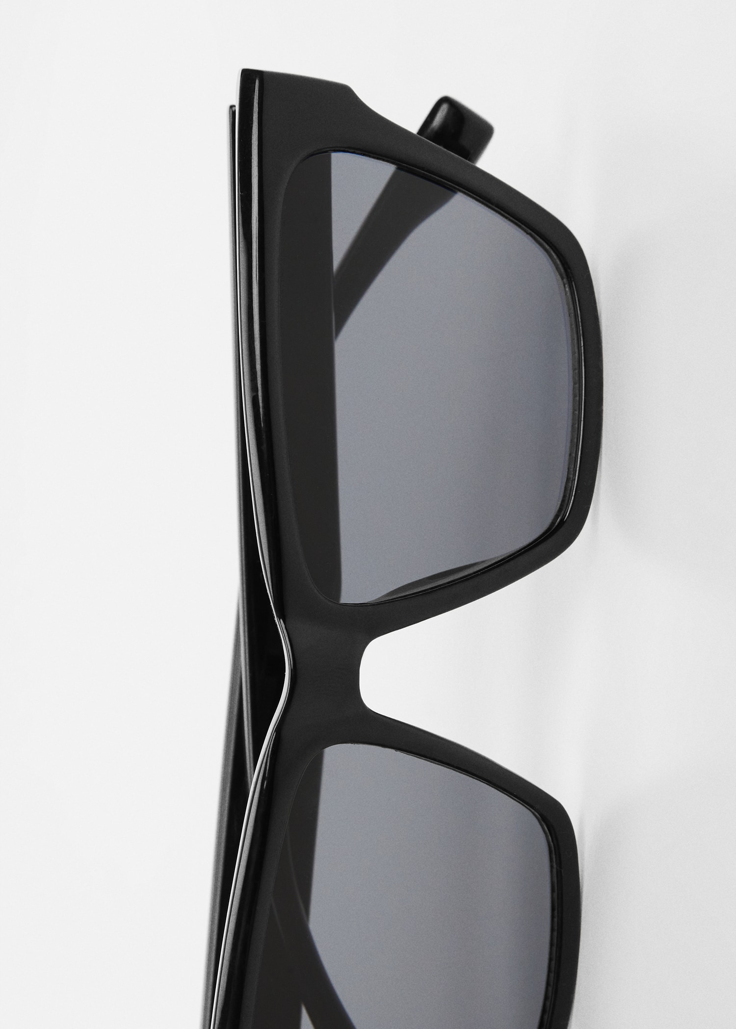 Resin frame sunglasses Women MANGO Serbia