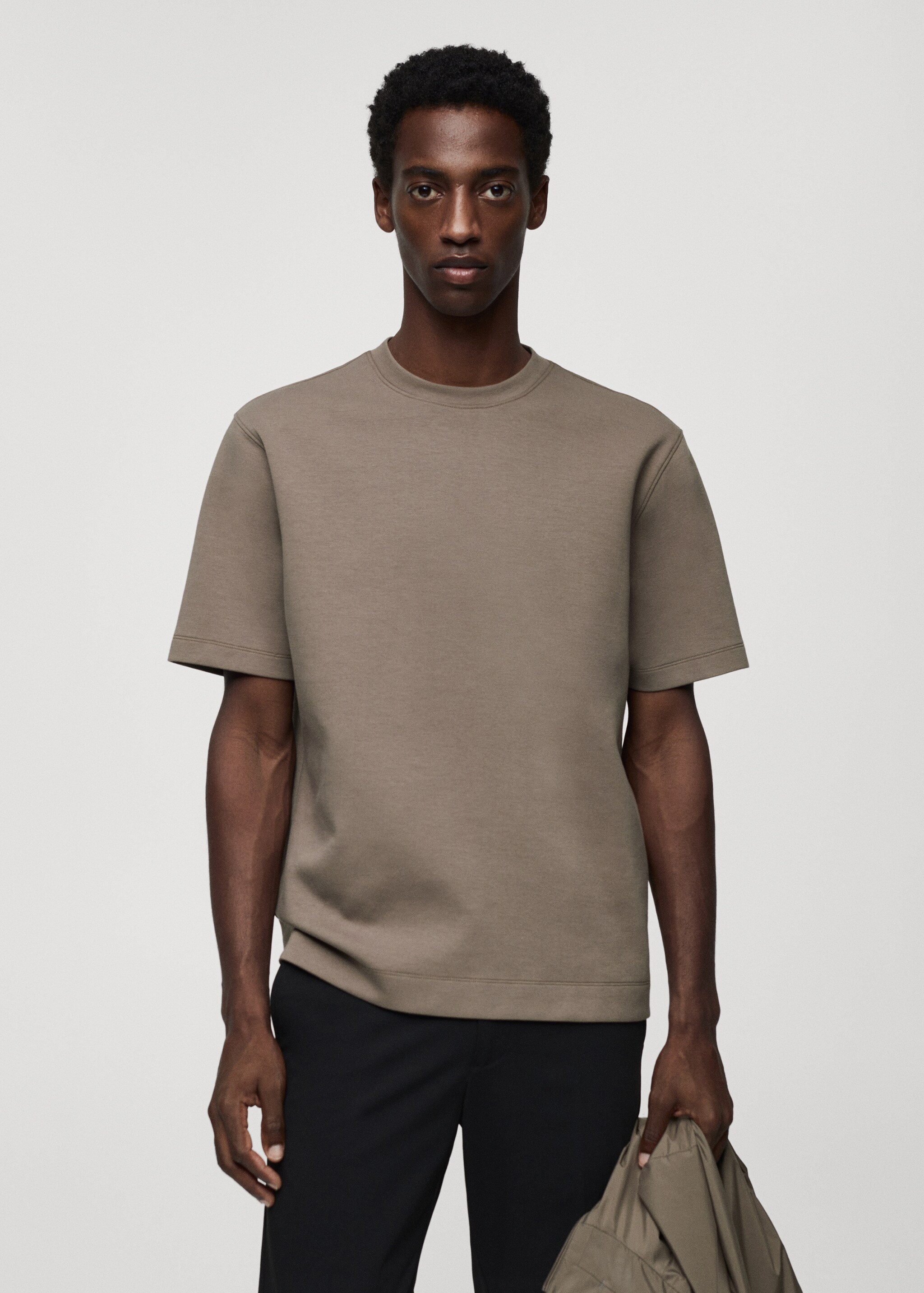 T-shirt coton tissu épais - Plan moyen