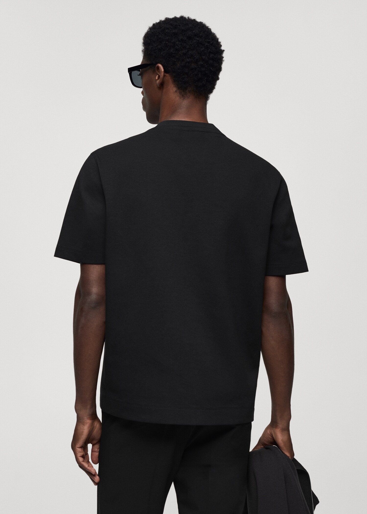 Katoenen T-shirt van een dikke stof - Achterkant van het artikel