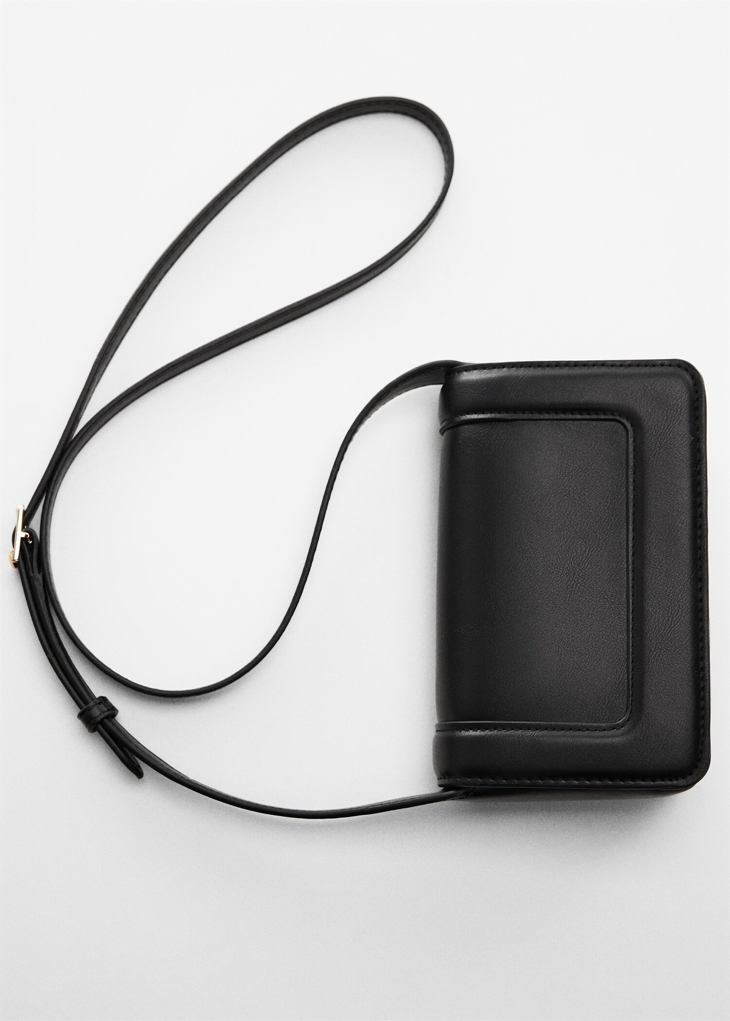 Geantă crossbody cu capac - Detaliu al articolului 5