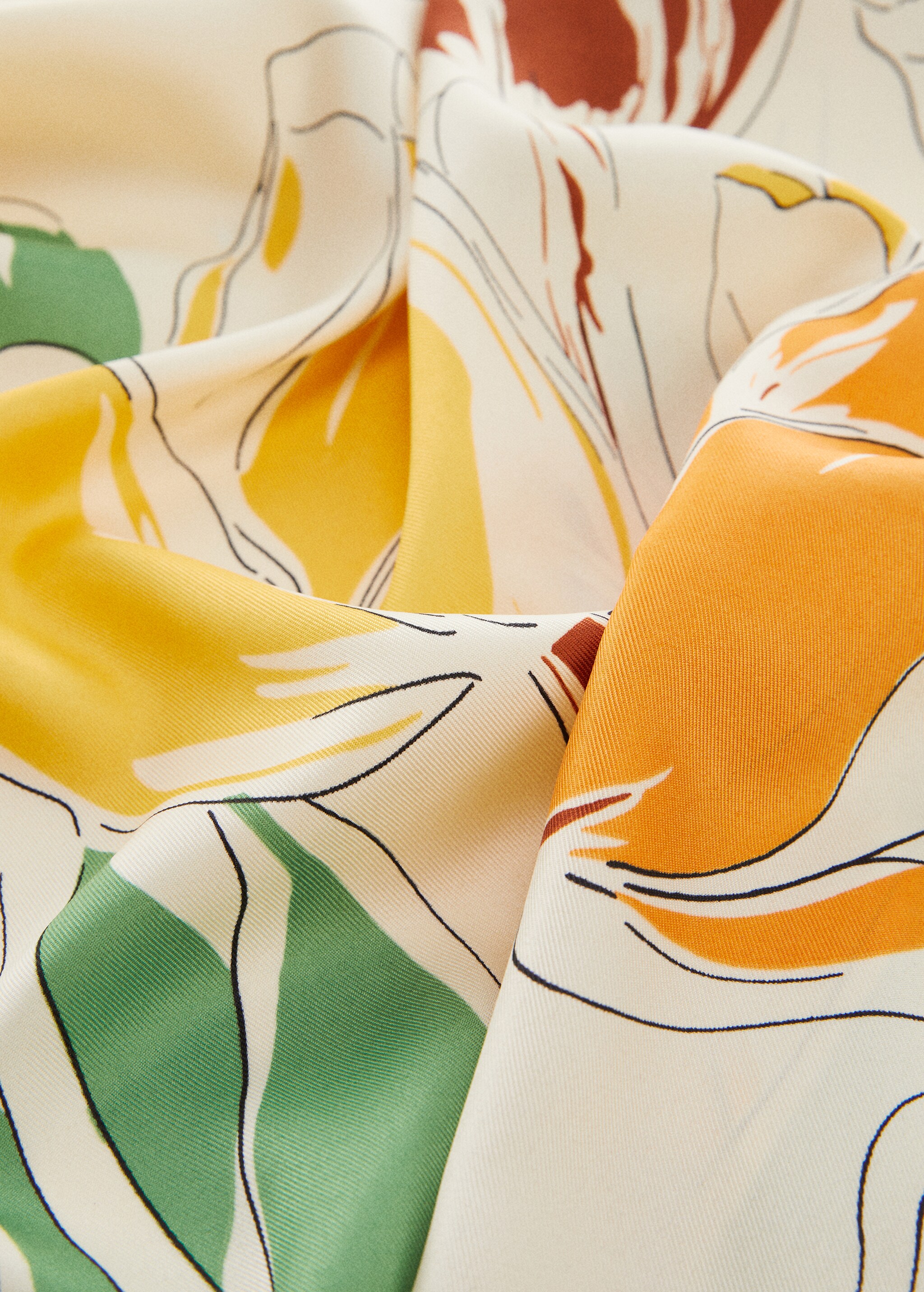 Floral printed scarf - Details of the article 1