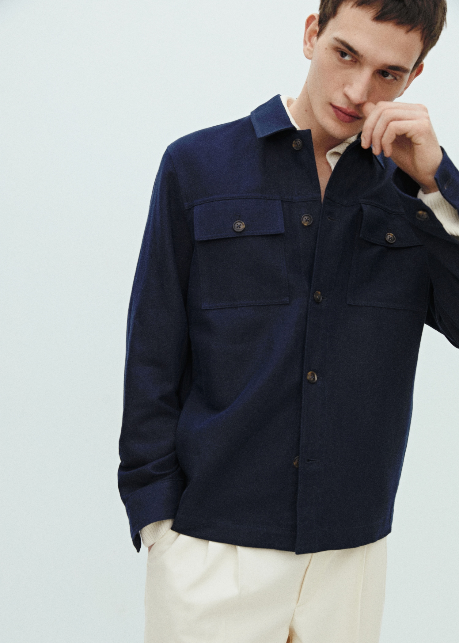 Linen cotton overshirt with pockets - Details of the article 5