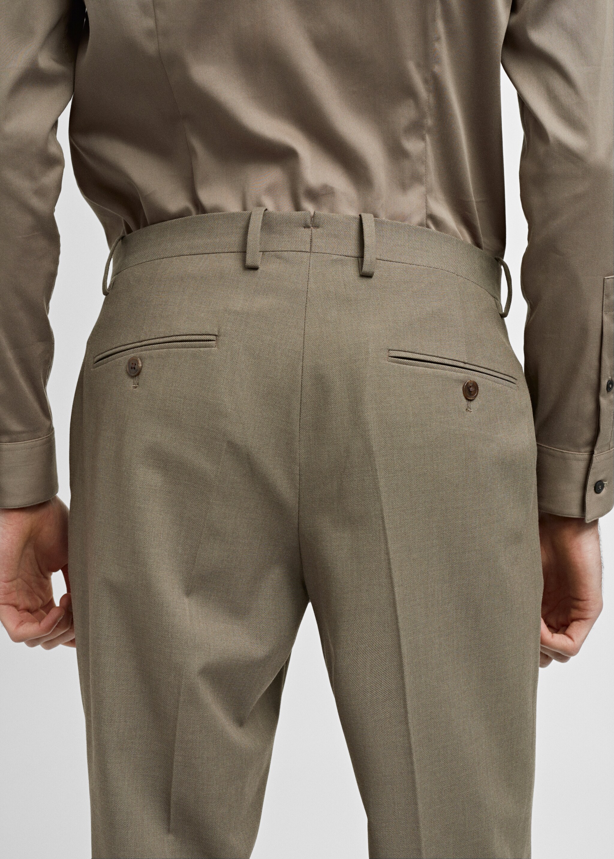 Костюмные брюки slim fit из ткани стретч - Деталь изделия 4