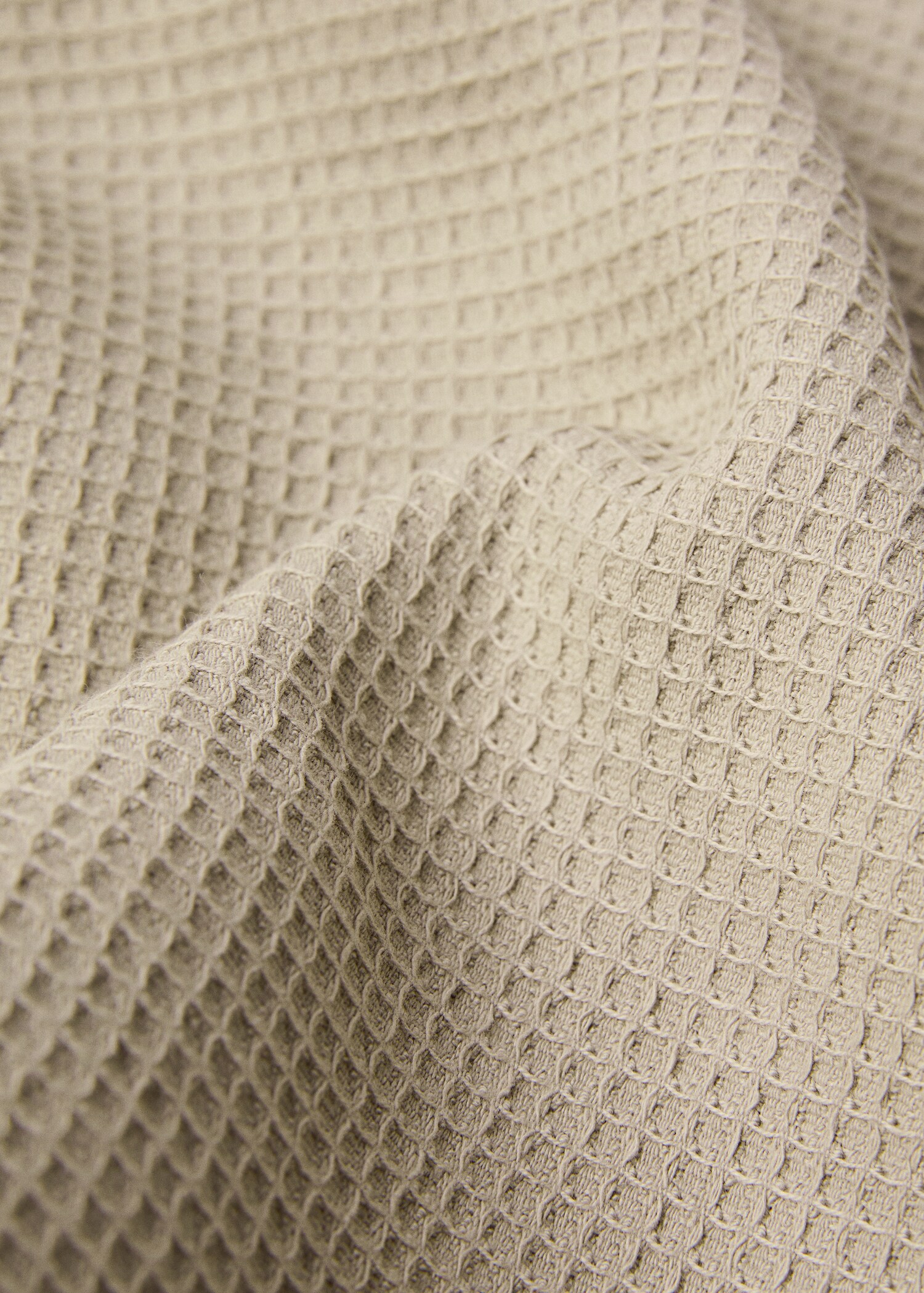 Cotton waffle bath towel with fringes 90x150cm - Details of the article 2