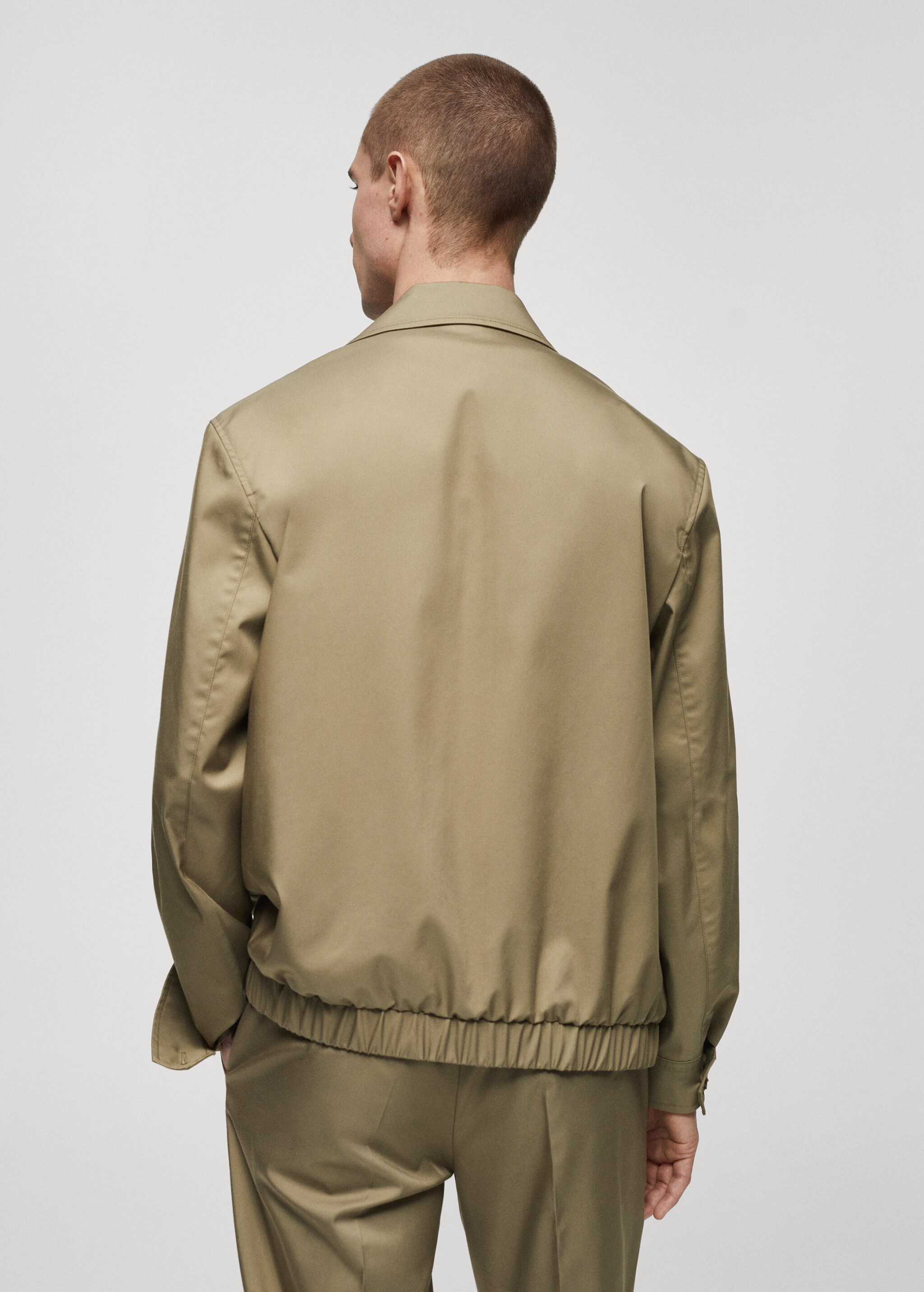 Bomber-Jacke mit Reißverschluss - Rückseite des Artikels