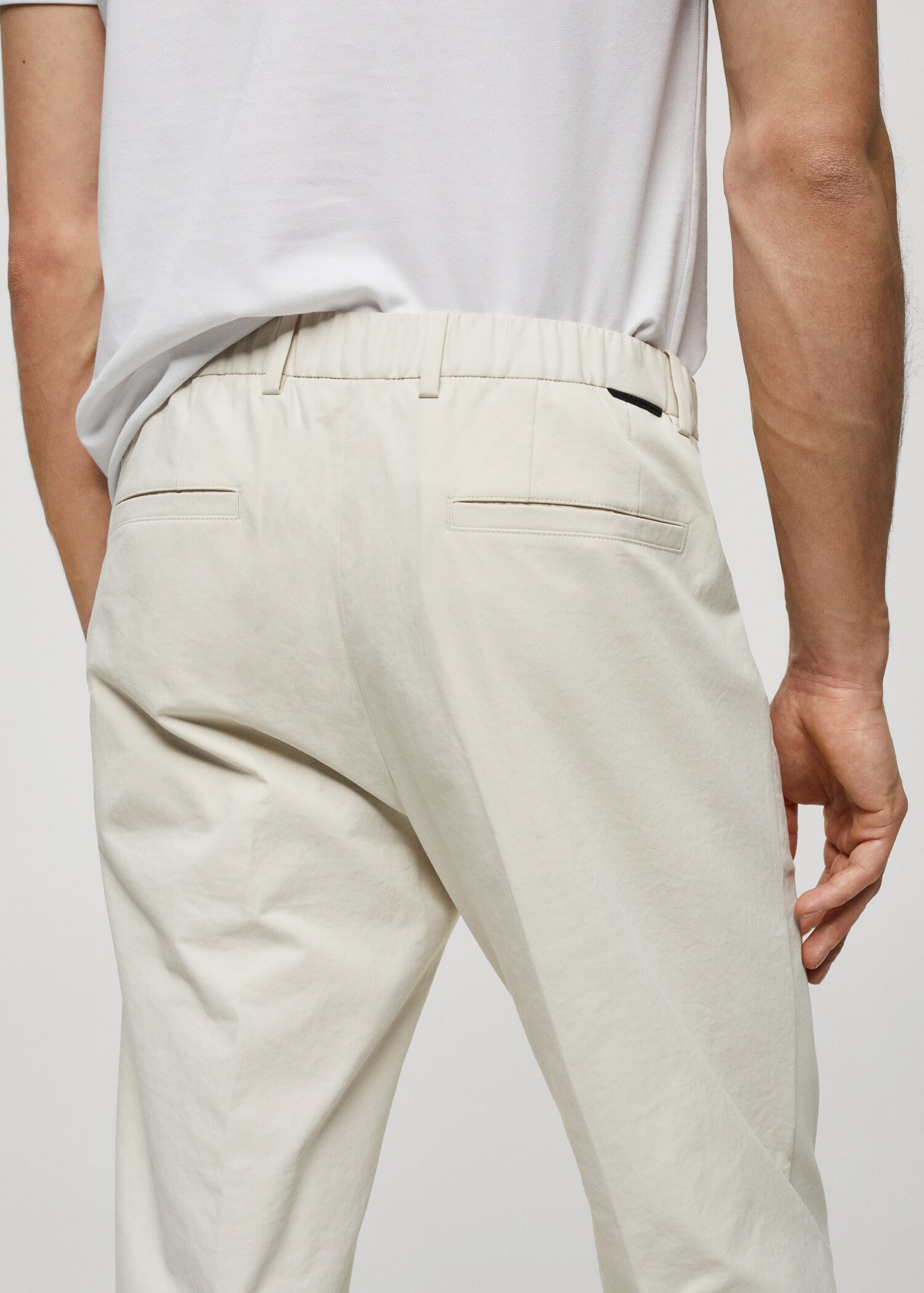 Pantalon slim fit tissu technique - Détail de l'article 4
