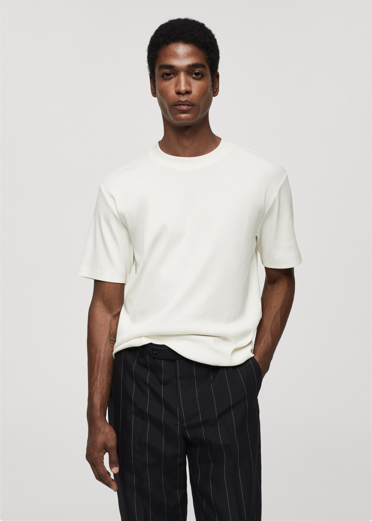 T-shirt regular fit de algodão - Plano médio