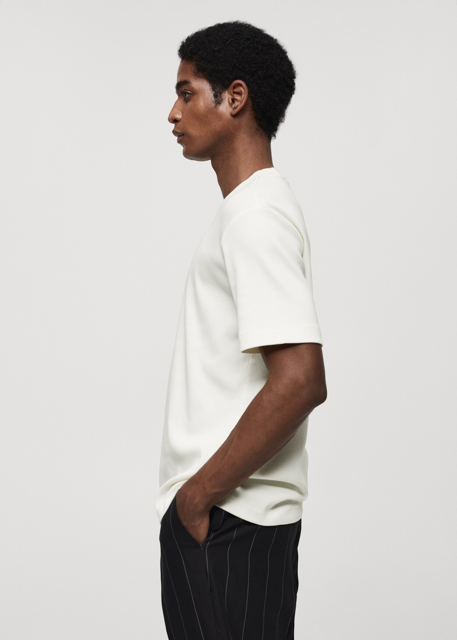 T-shirt regular fit de algodão - Pormenor do artigo 2