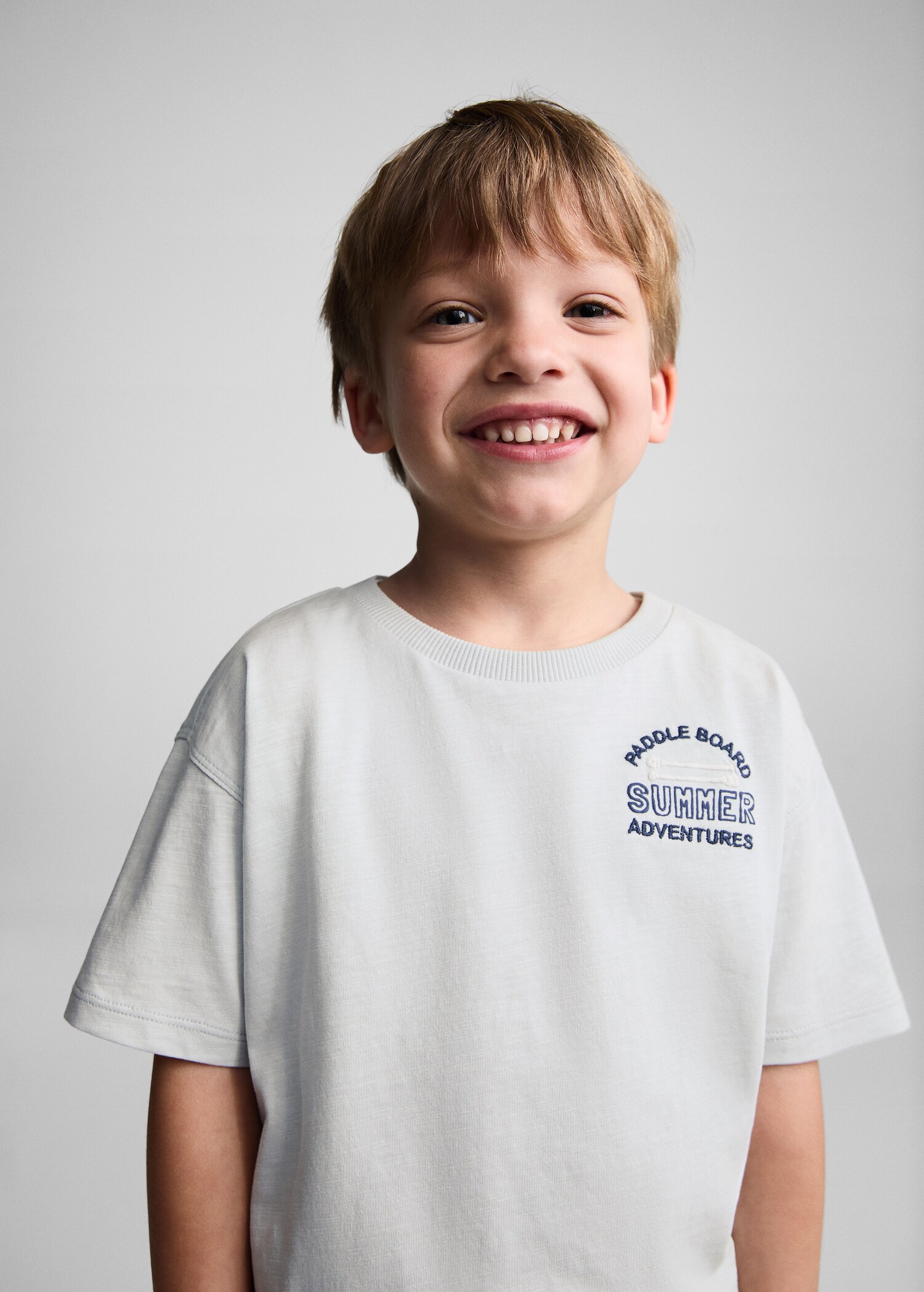 Tricou mesaj brodat - Detaliu al articolului 1