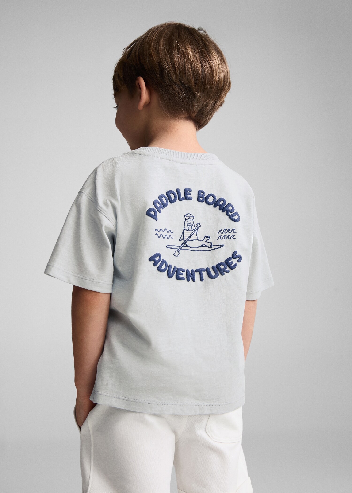 Tricou mesaj brodat - Spatele articolului