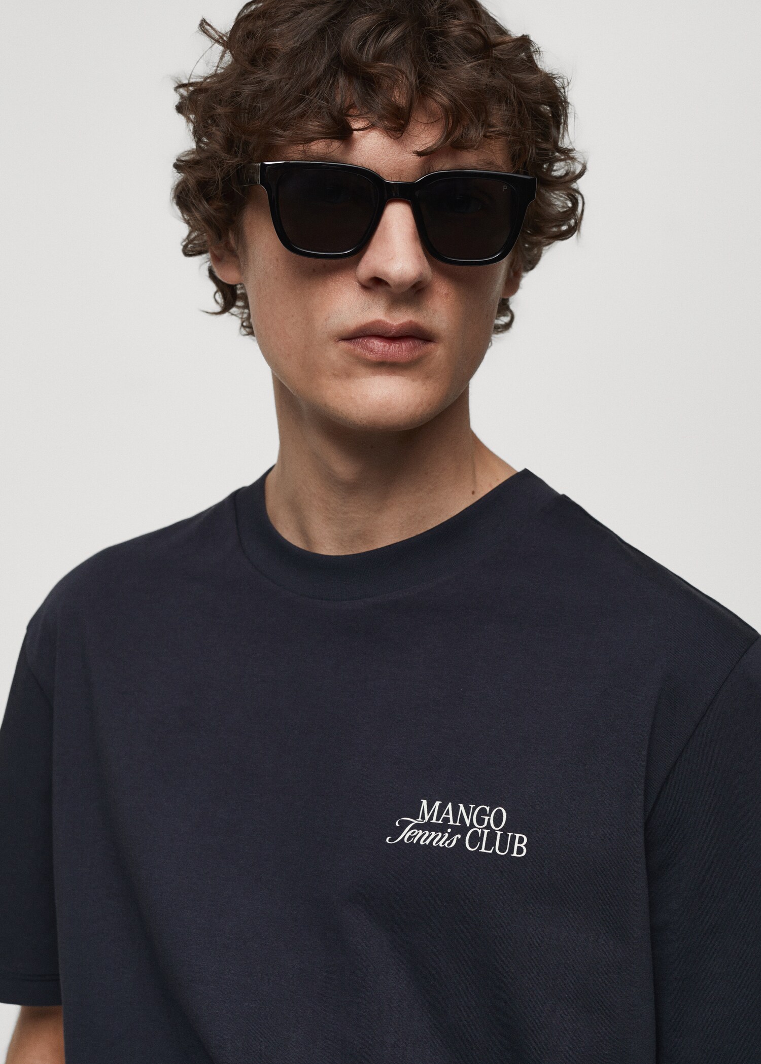 T-shirt regular fit de algodão estampada - Pormenor do artigo 1