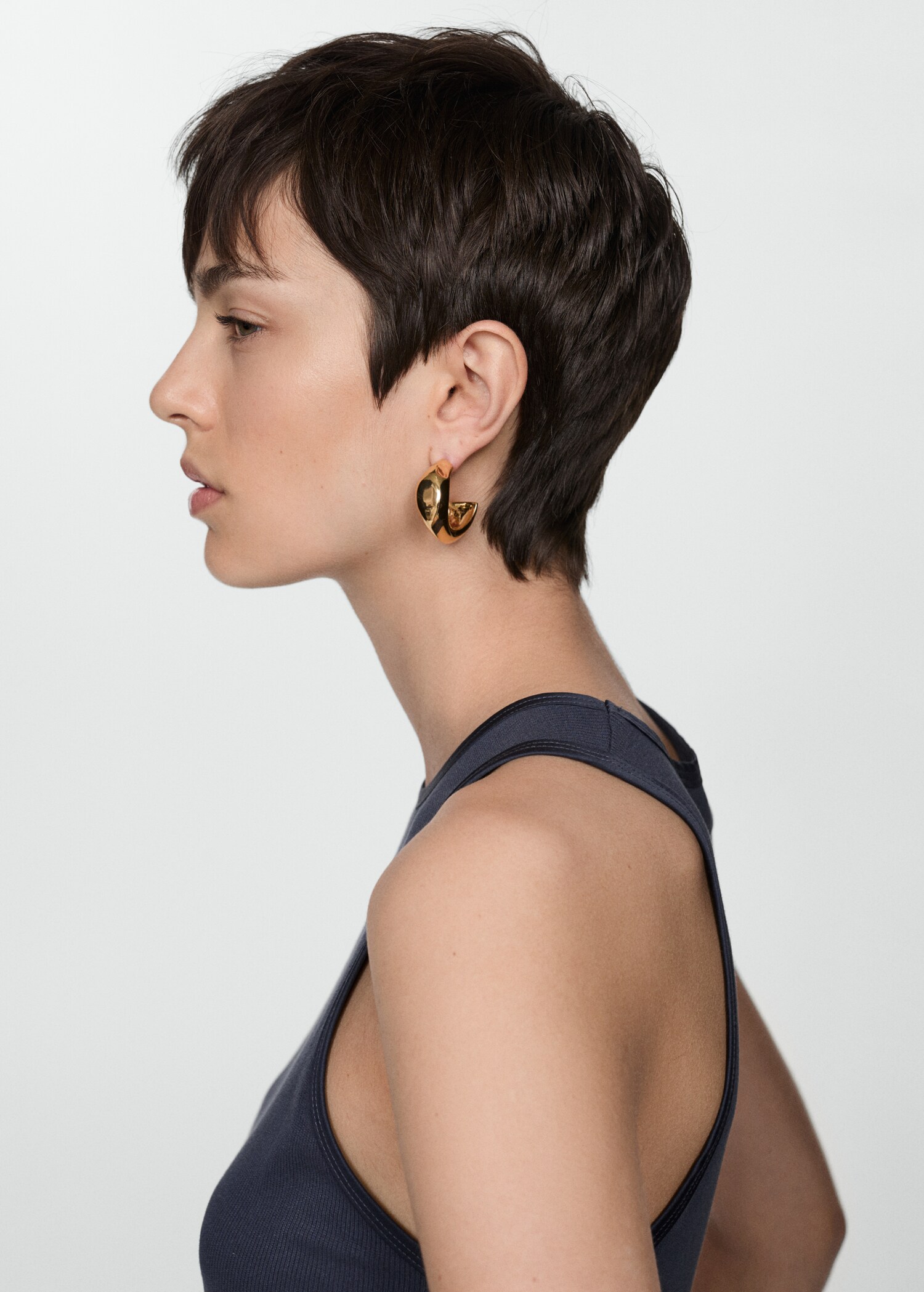 Top with satin details  - Details of the article 1
