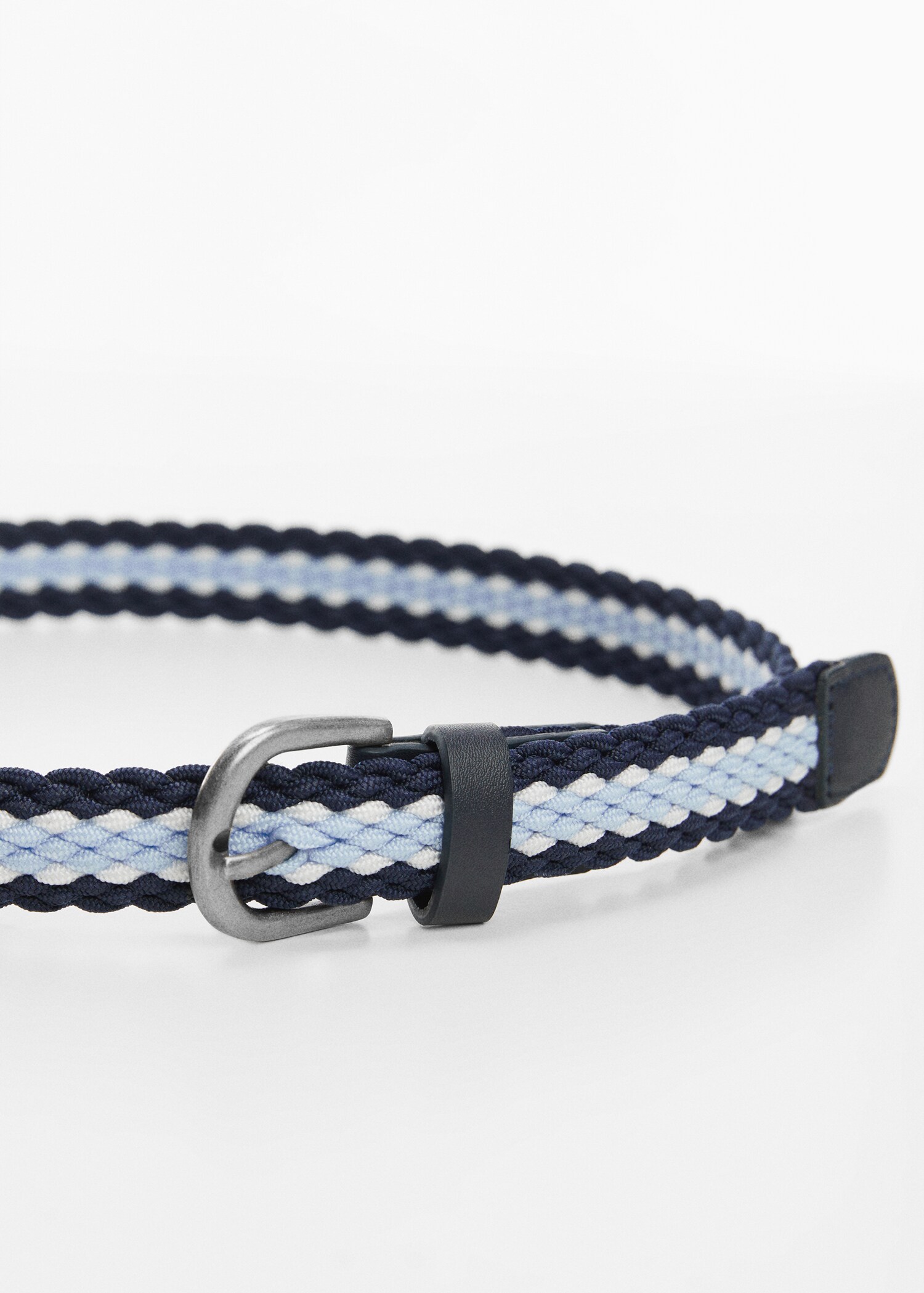 Ceinture tressée - Plan moyen