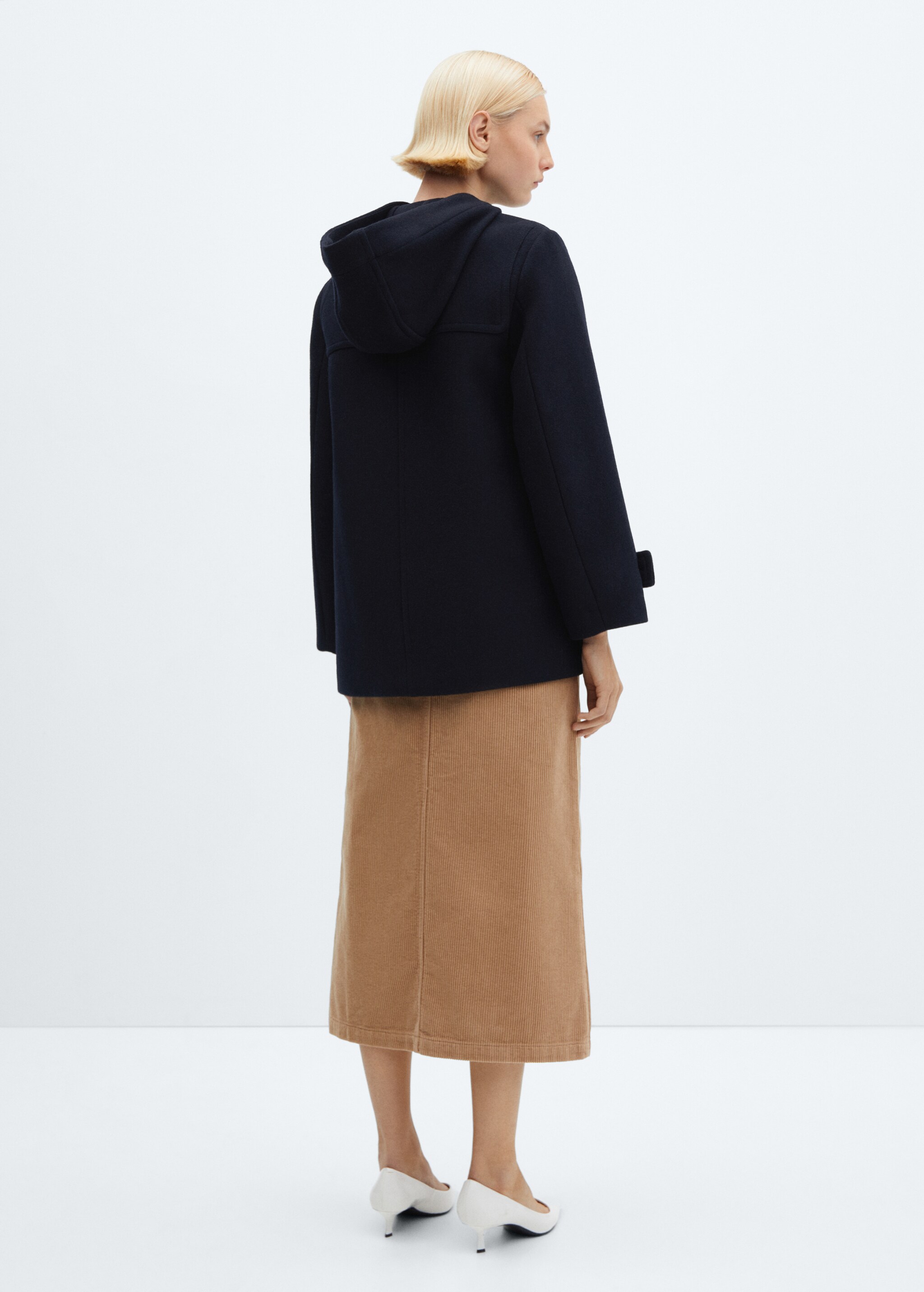 Hooded wool coat - Reverse of the article