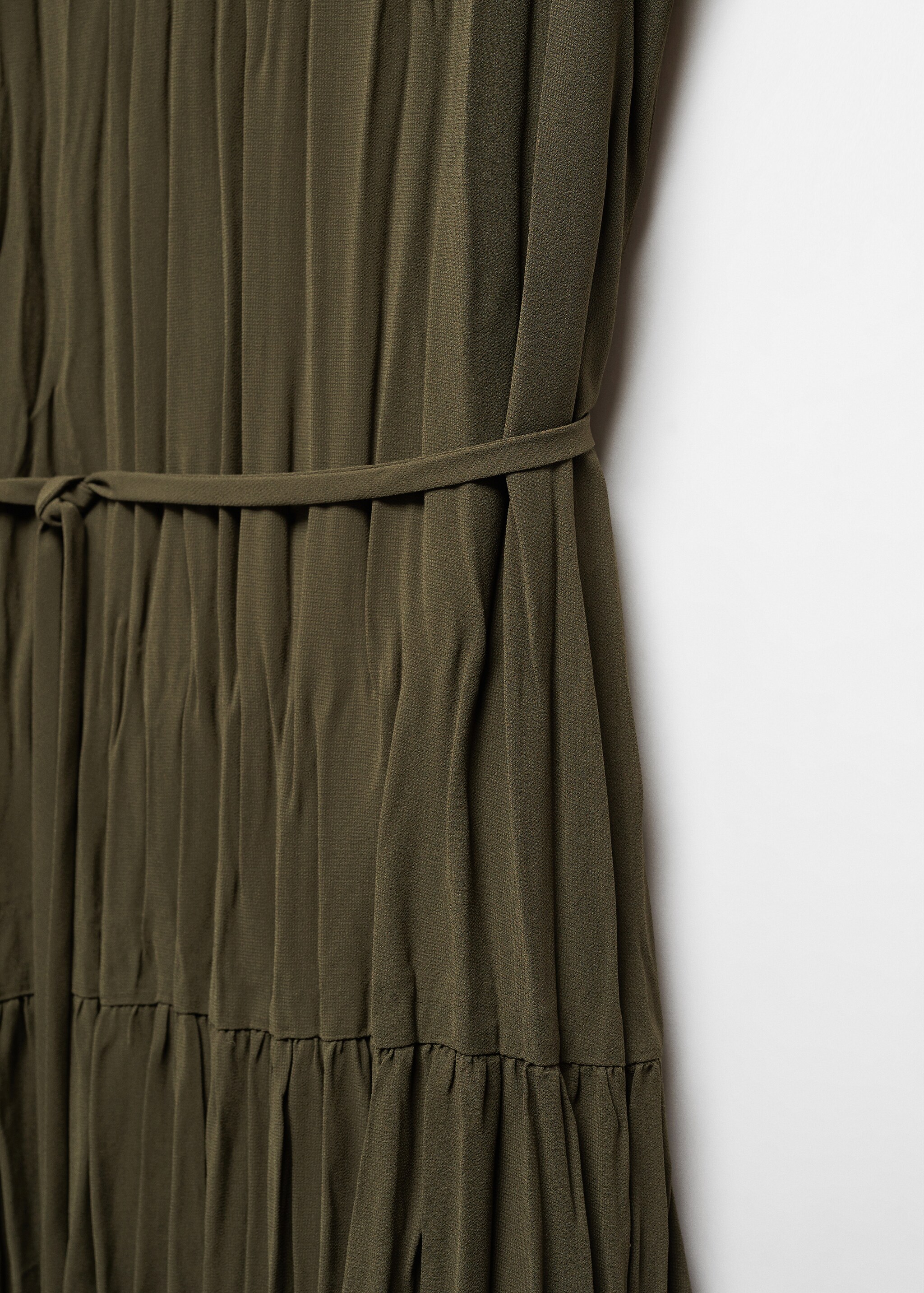 Pleated short dress - Details of the article 8