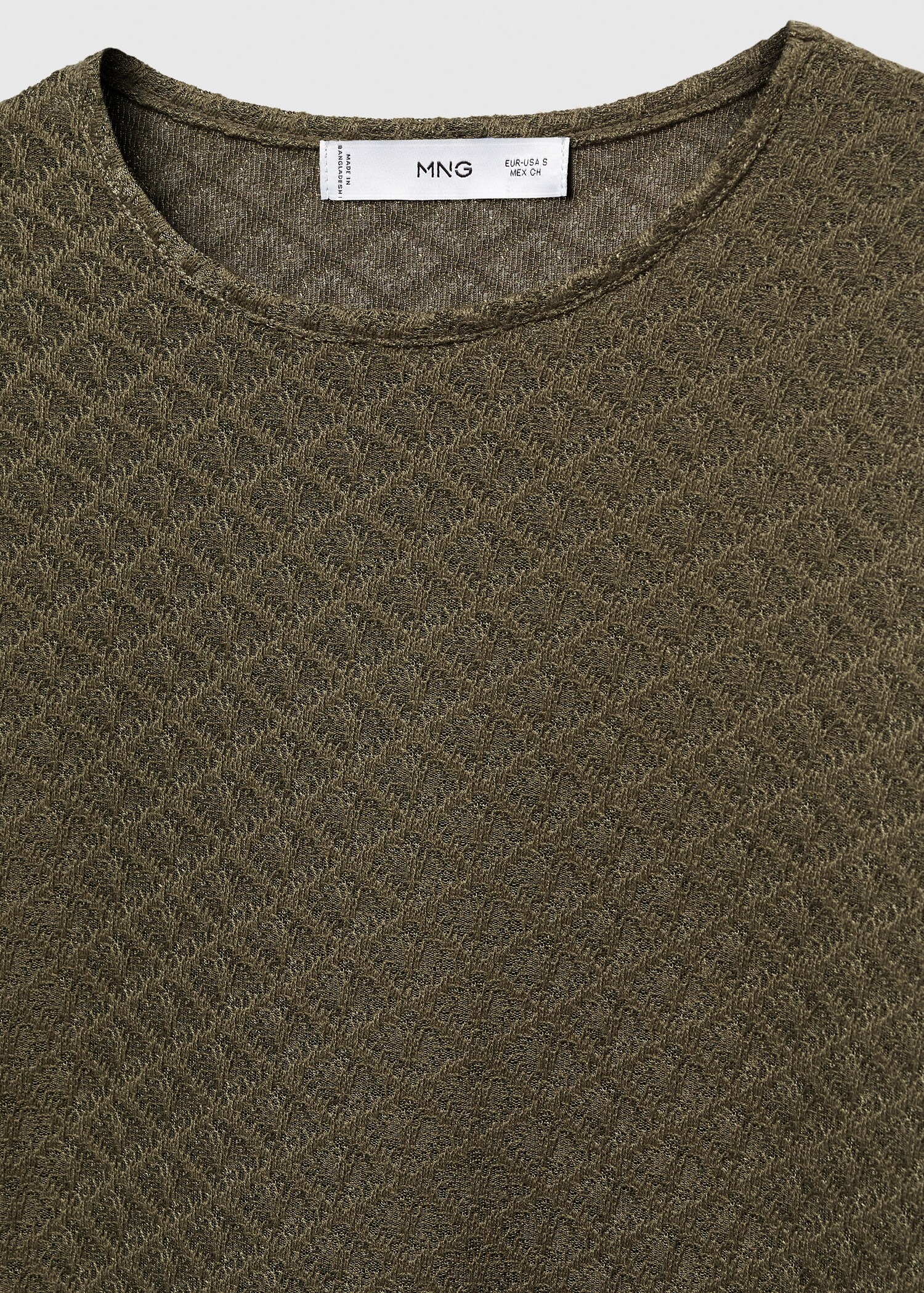 Textured knit t-shirt - Details of the article 8