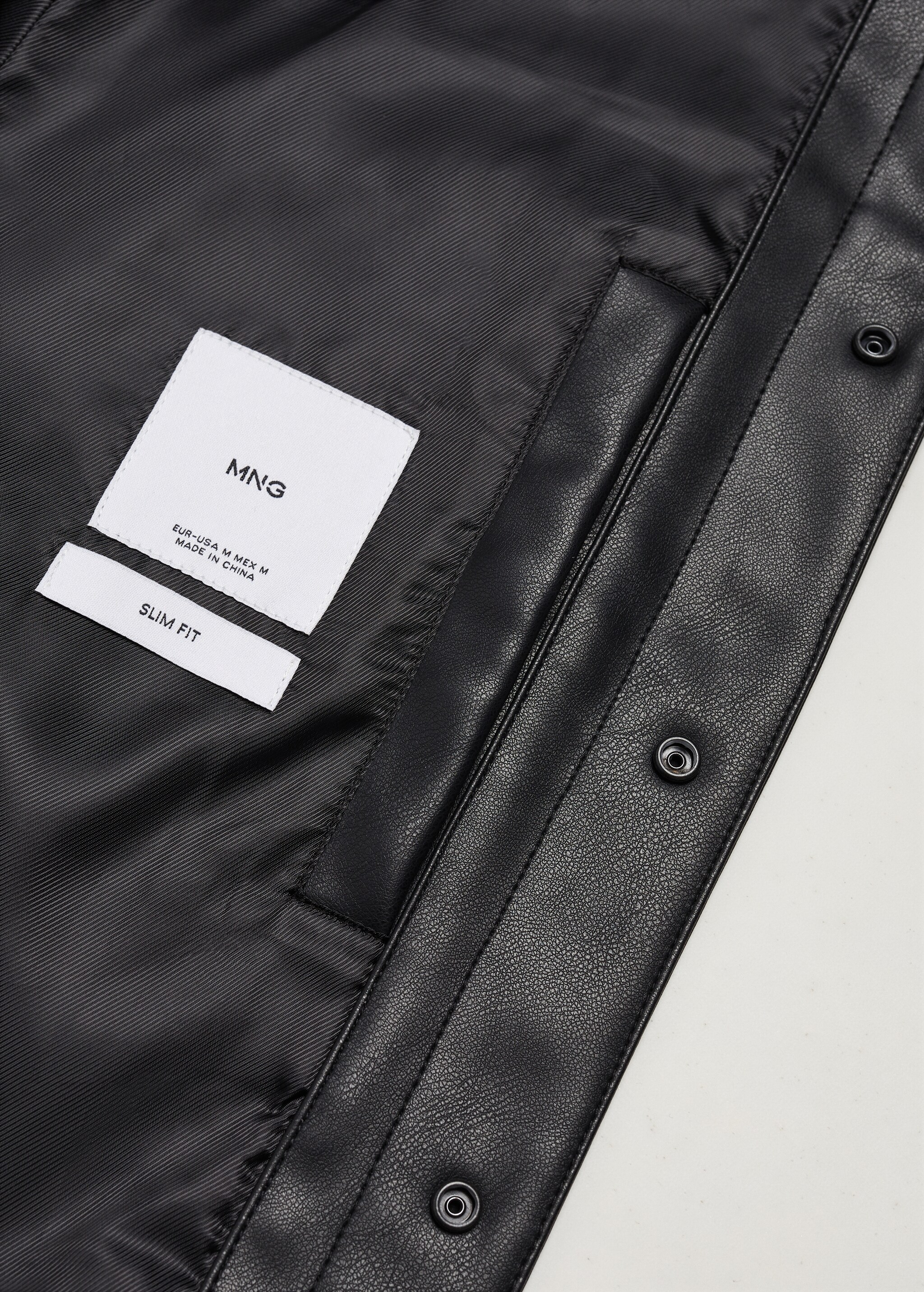 Faux leather jacket with pockets - Details of the article 8