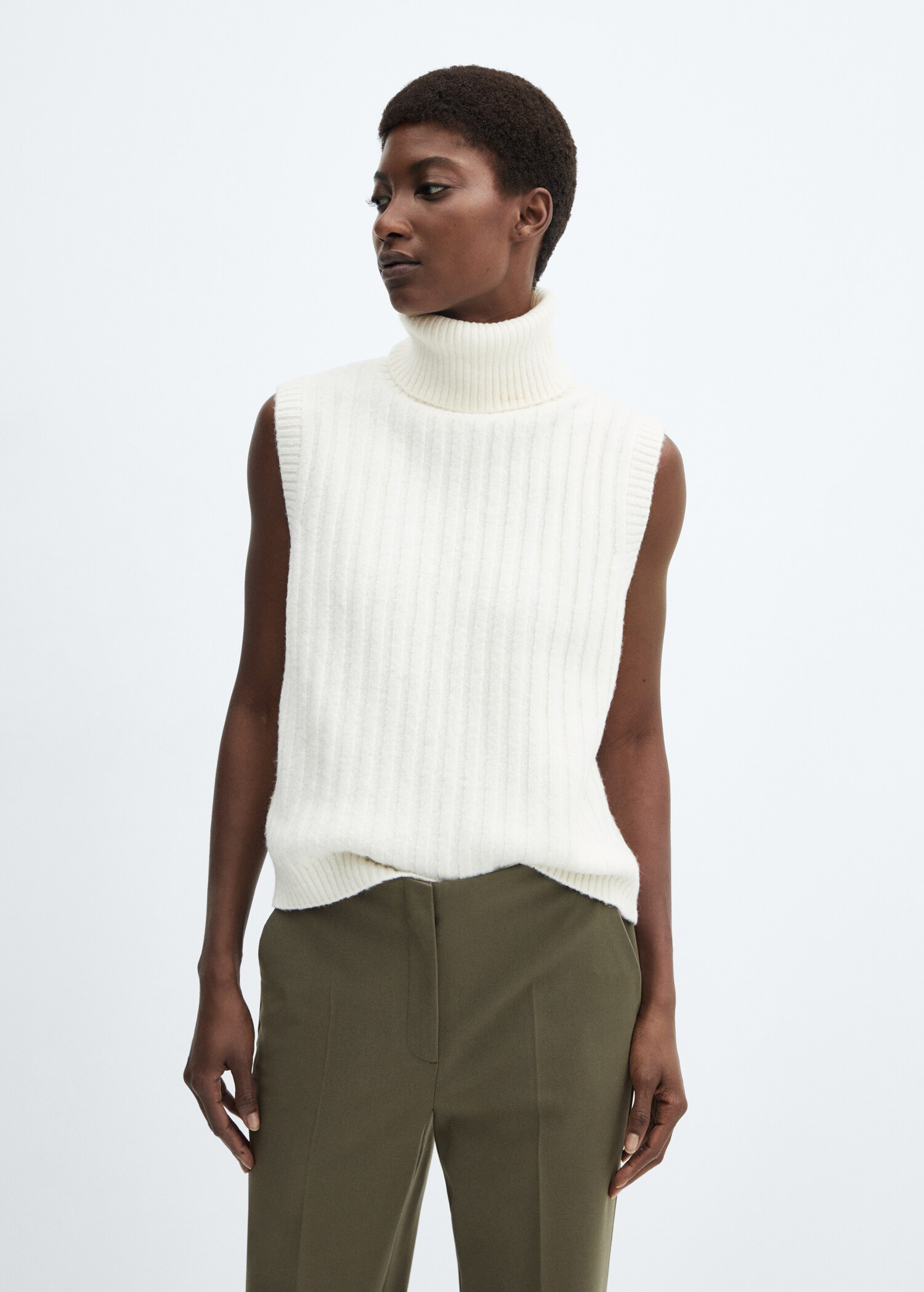 Pantalon droit - Détail de l'article 1