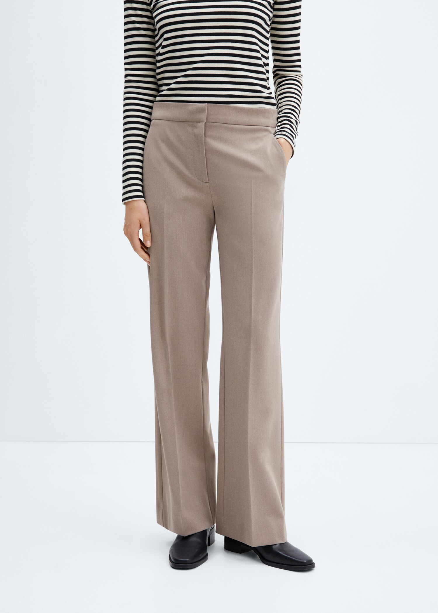 Pantaloni wideleg vita media - Piano medio