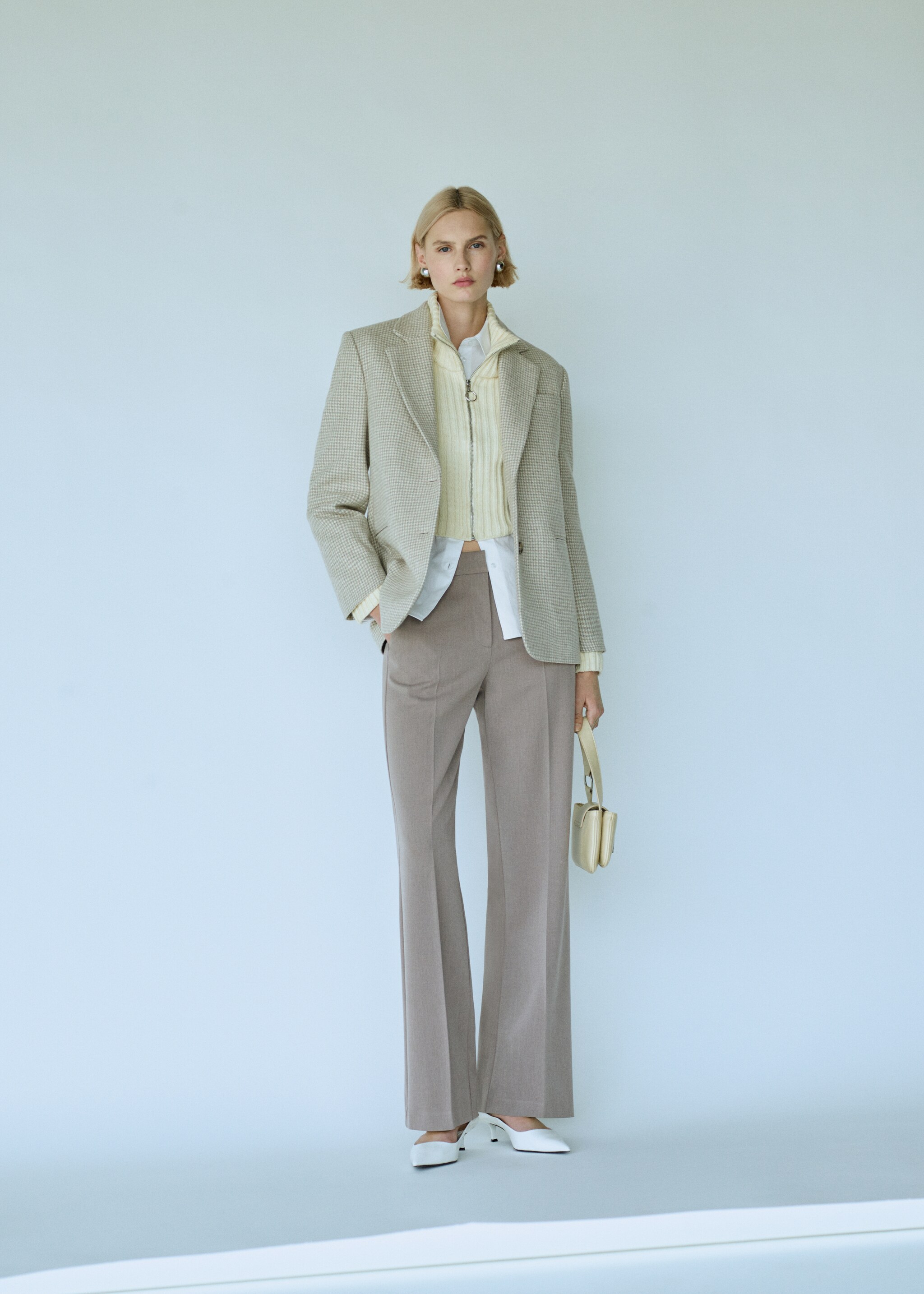 Mid-rise wideleg trousers - Details of the article 6